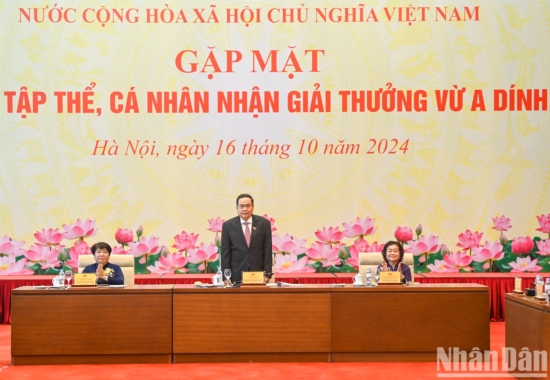 El presidente de la Asamblea Nacional, Tran Thanh Man, interviene en la cita.