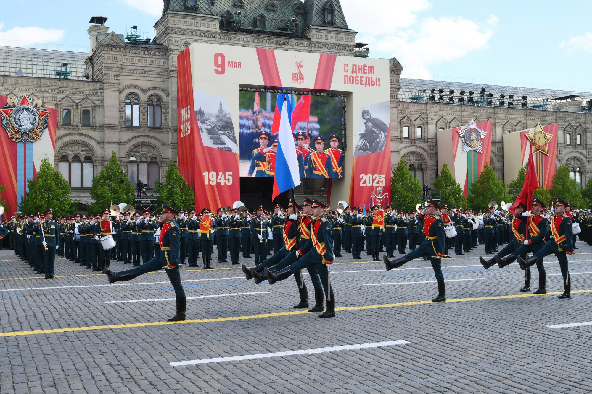 Las fuerzas militares rusas. Las fuerzas militares rusas.