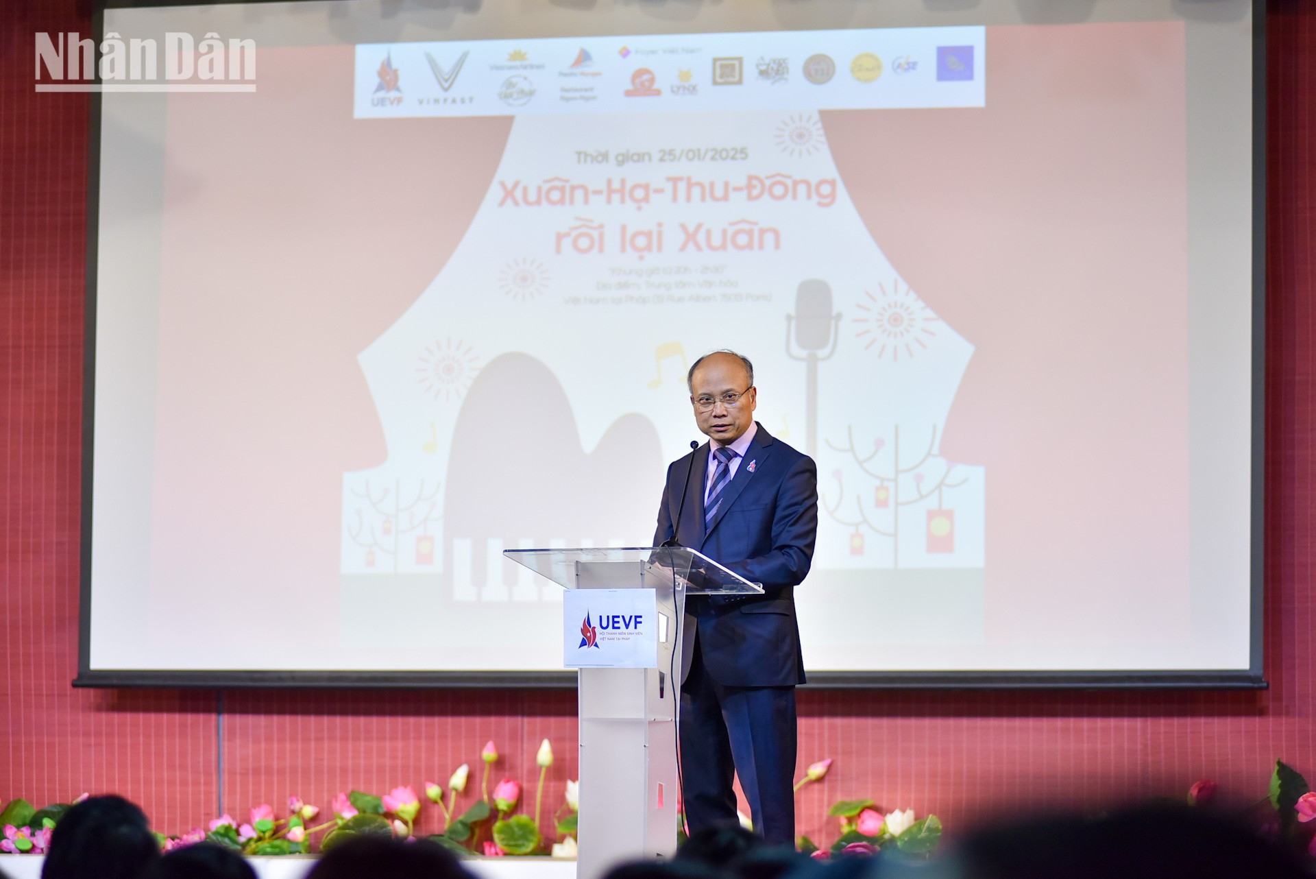 En su intervención, el embajador de Vietnam en Francia, Dinh Toan Thang, destaca los hitos memorables en 2024 para Vietnam y sus ciudadanos en ultramar, incluidos los radicados en el país galo, así como para la mencionada unión.