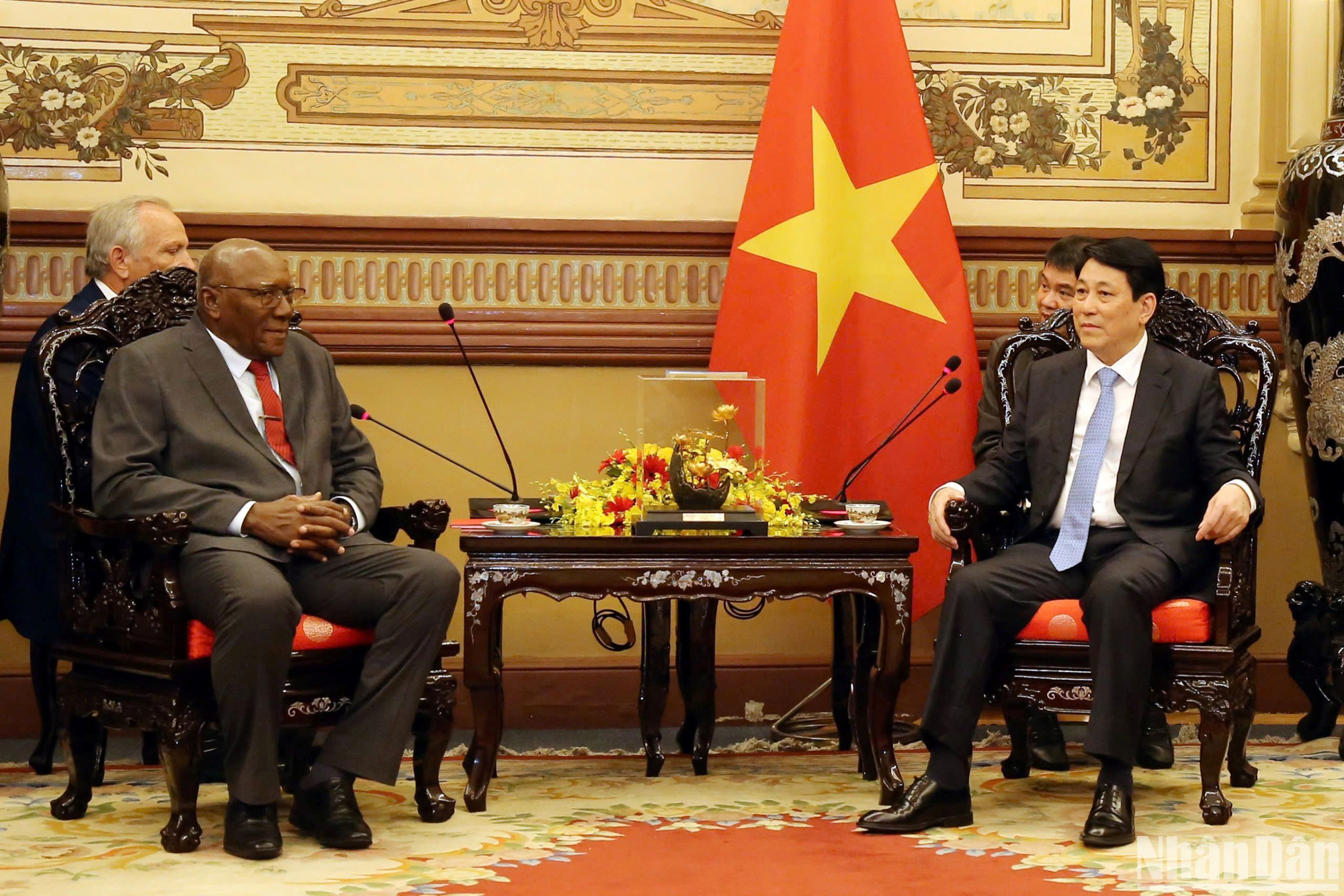 [Foto] Presidente de Vietnam se reúne con subjefe de Estado cubano