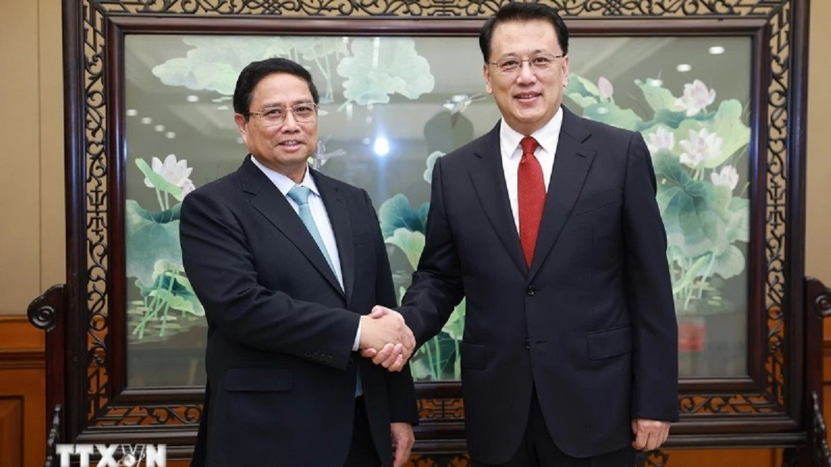 El primer ministro de Vietnam, Pham Minh Chinh, se reúne con el secretario del Comité del PCCh en Chongqing, Yuan Jiajun.