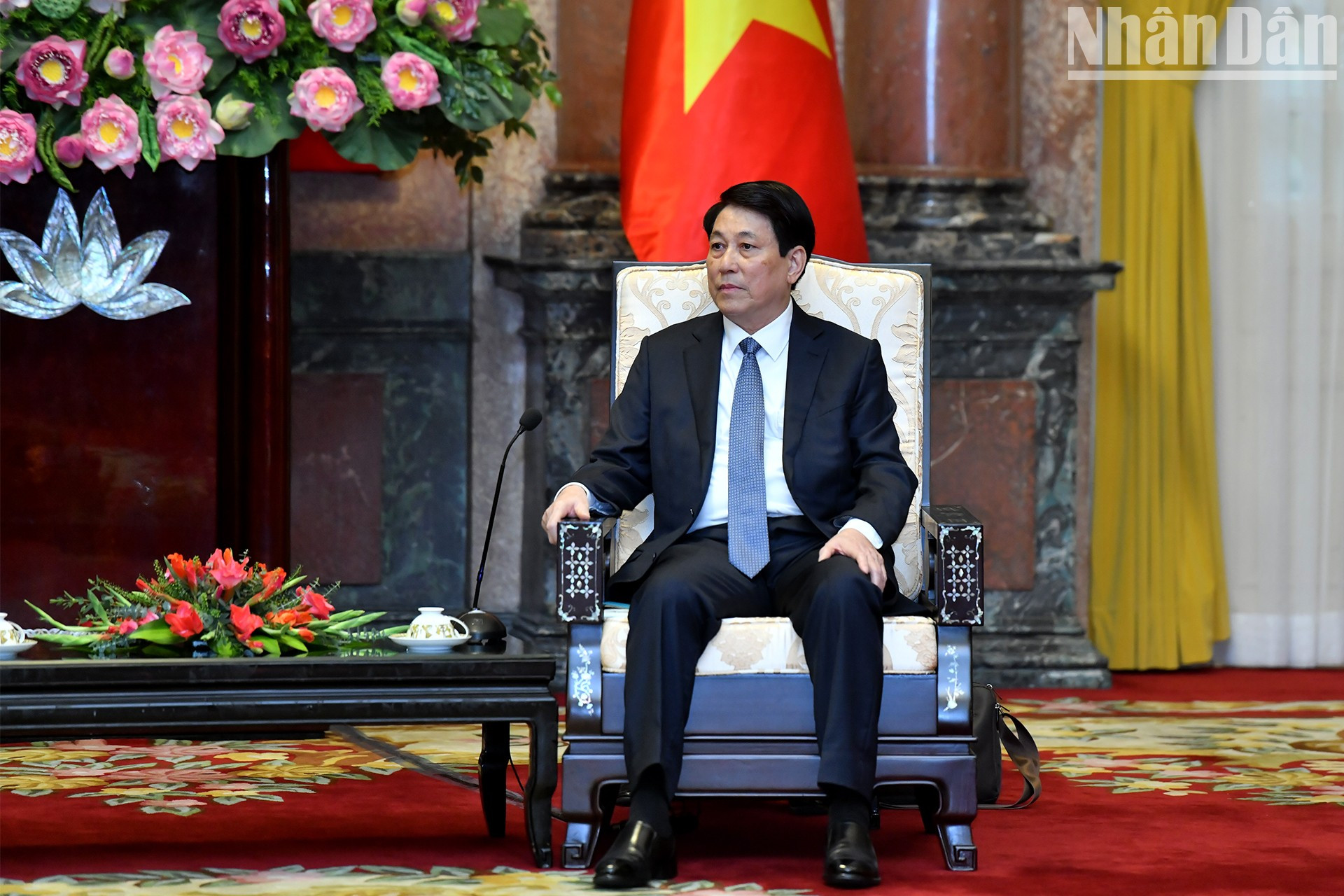 El dirigente anfitrión interviene.