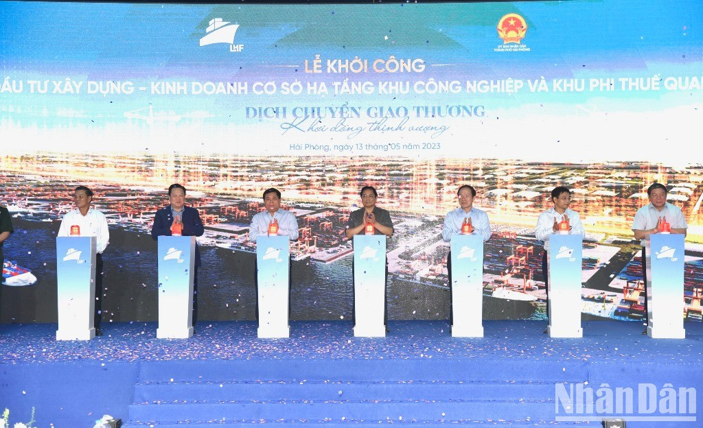 El jefe de Gobierno y delegados inauguran el proyecto.