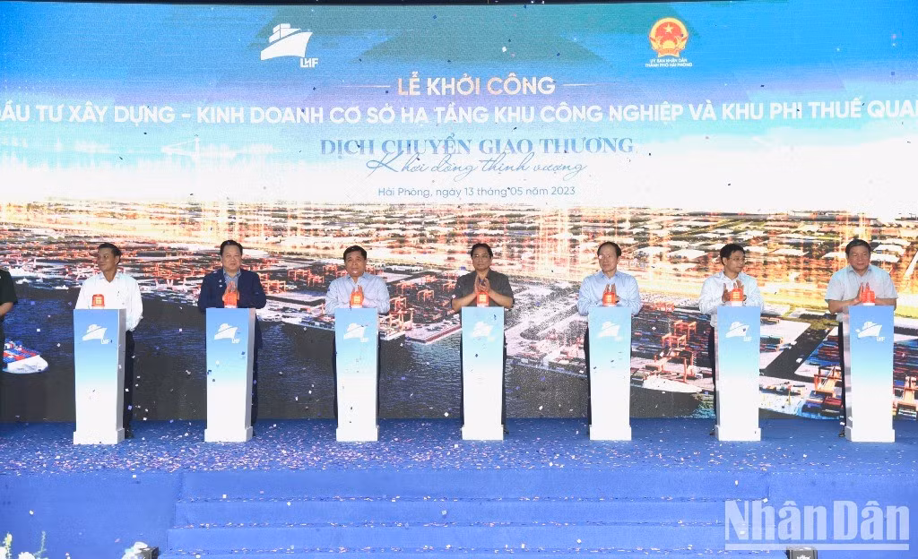 El jefe de Gobierno y delegados inauguran el proyecto.