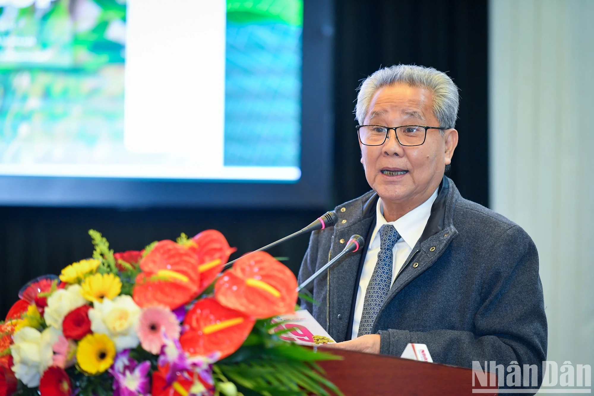 Huynh Van Thon, presidente de la corporación de Loc Troi, dedicada al desarrollo sostenible de la agricultura nacional. Thon fue distinguido por el Estado con el título "Héroe del Trabajo en el período de Renovación".