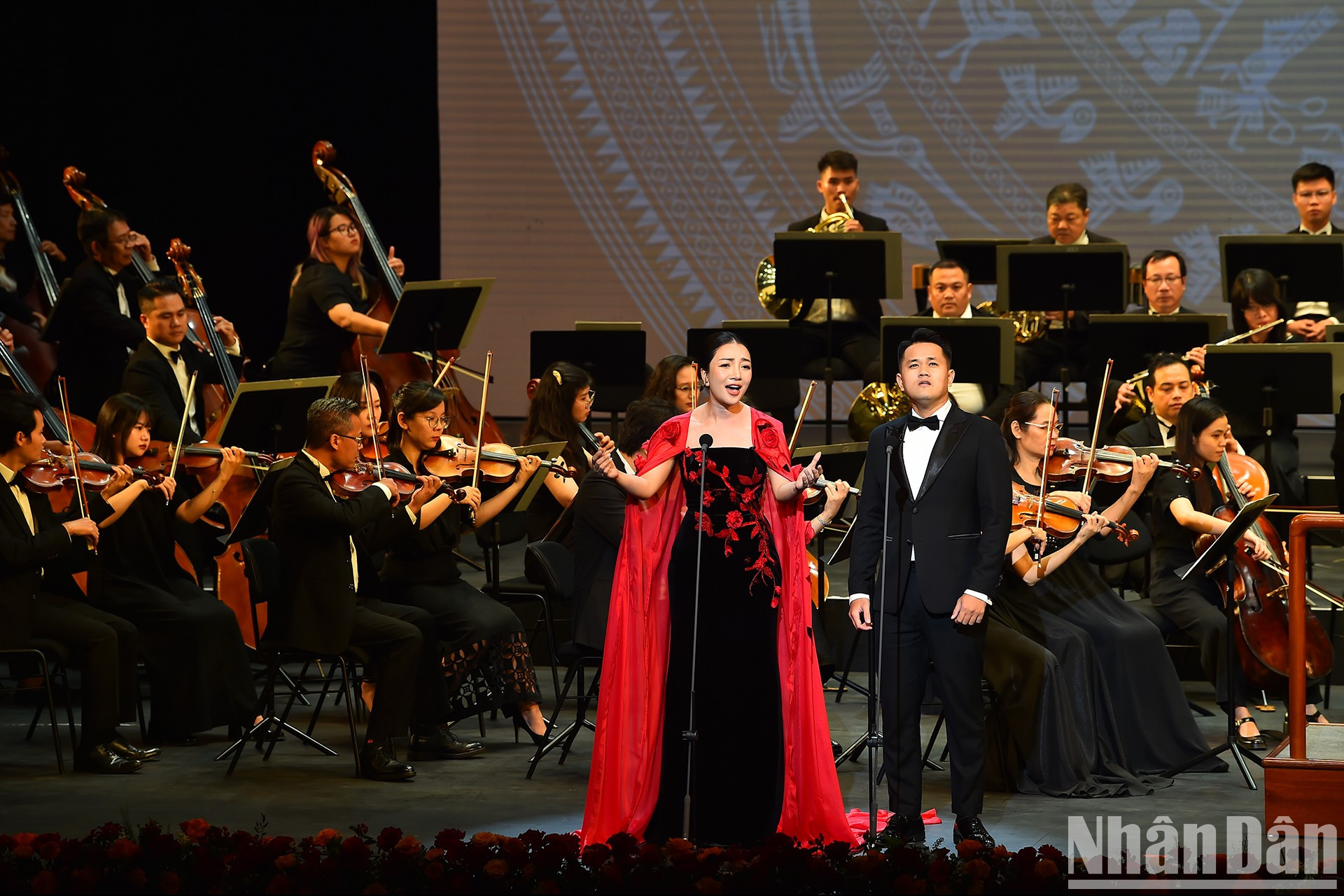 Espectáculo artístico en saludo a la efeméride de Vietnam. Espectáculo artístico en saludo a la efeméride de Vietnam.