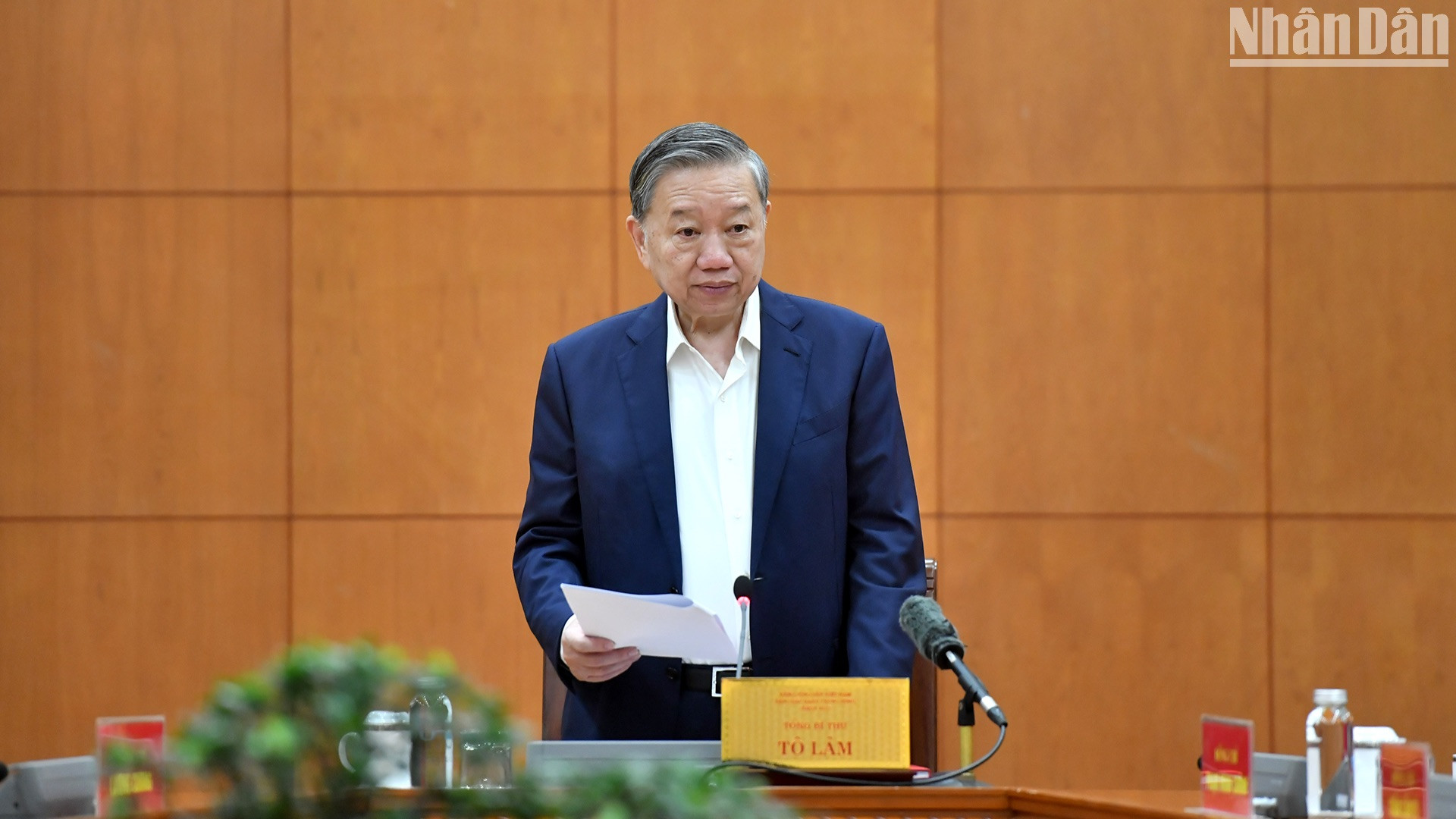 [Foto] Secretario general To Lam preside reunión del Subcomité de Personal del XIV Congreso Nacional del Partido