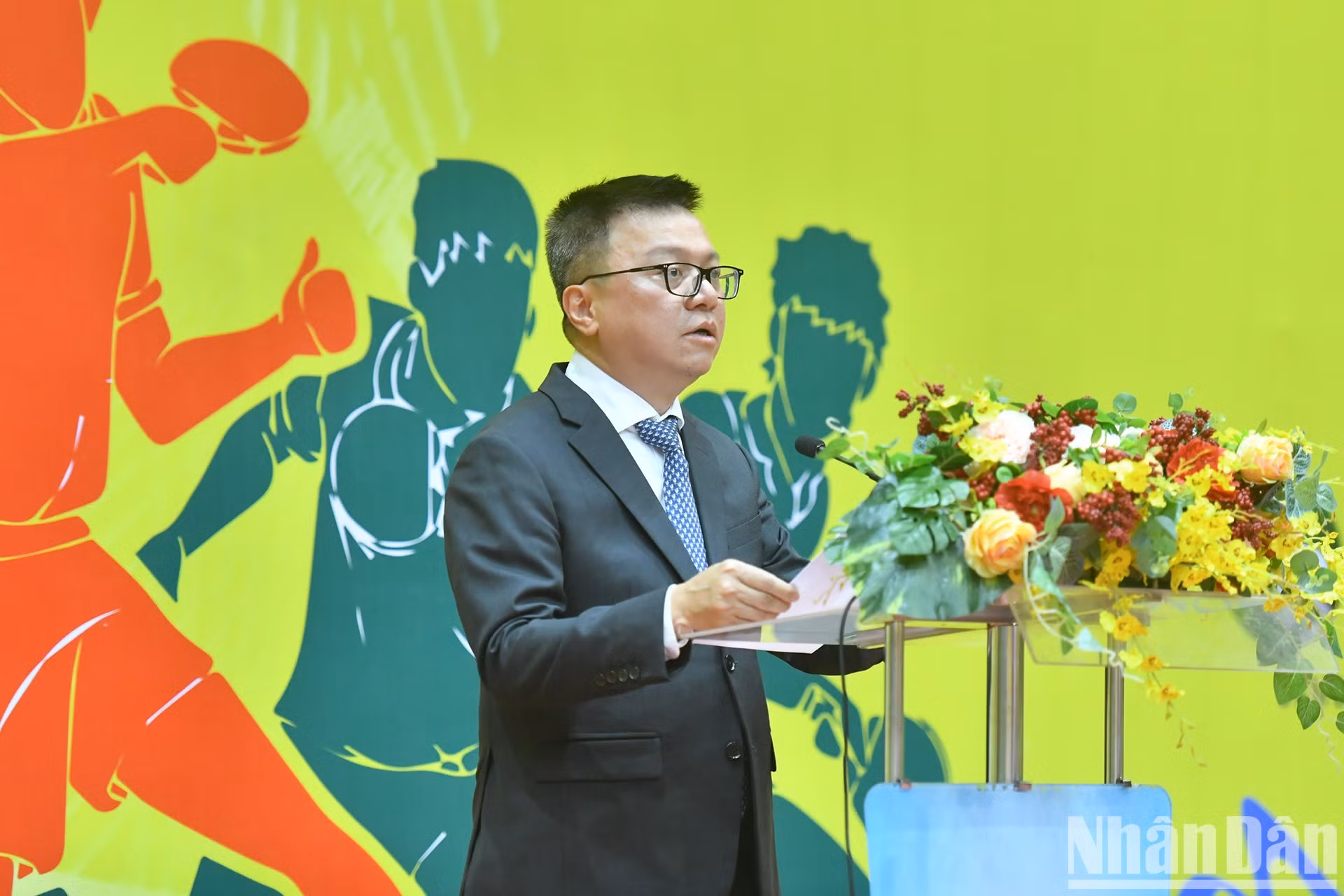 El presidente-editor de Nhan Dan y jefe del Comité organizador del torneo, Le Quoc Minh, interviene en el evento. El presidente-editor de Nhan Dan y jefe del Comité organizador del torneo, Le Quoc Minh, interviene en el evento.