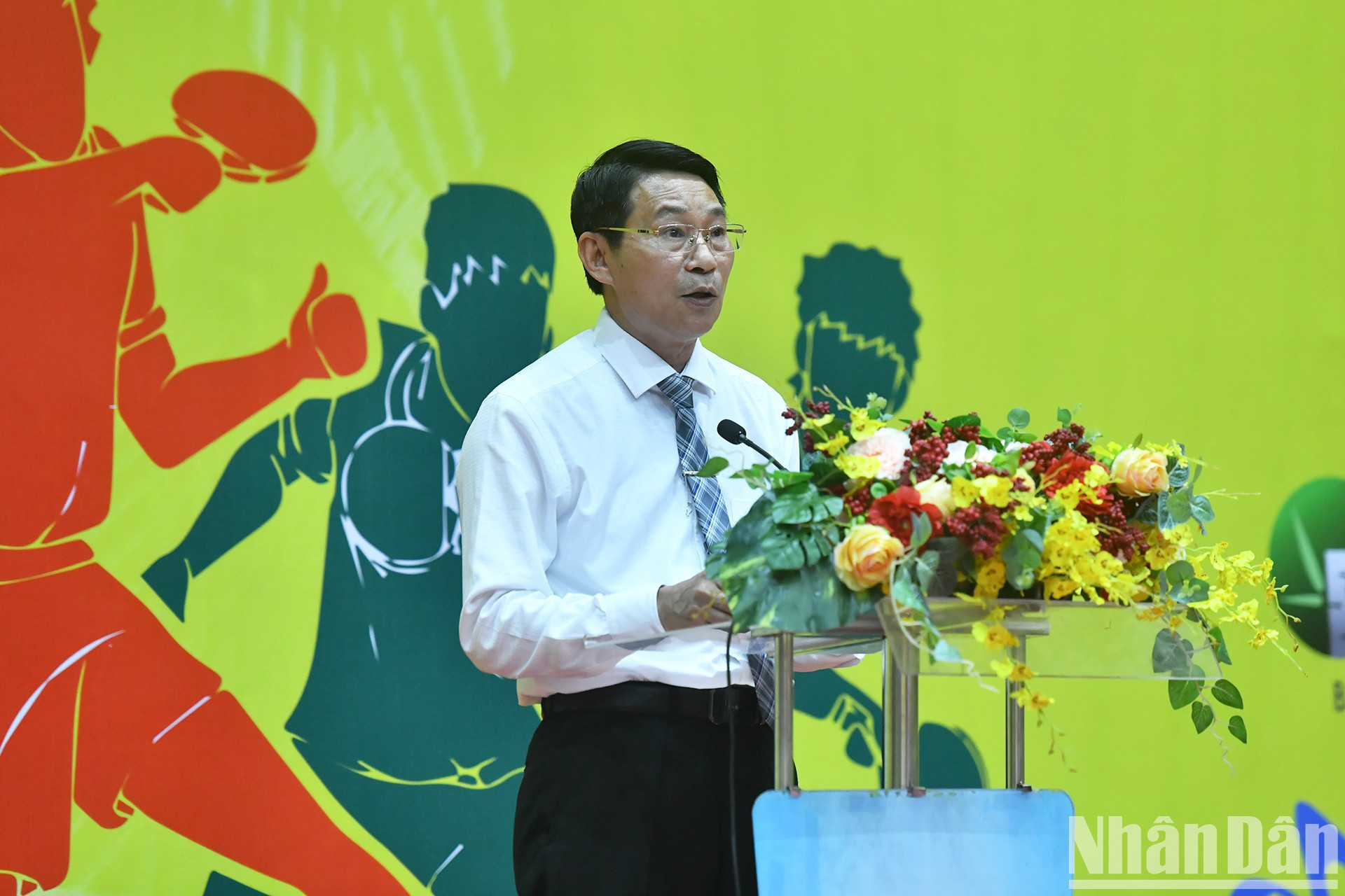 El vicepresidente del Comité Popular de la provincia sede del campeonato Dinh Van Thieu da palabras. El vicepresidente del Comité Popular de la provincia sede del campeonato Dinh Van Thieu da palabras.