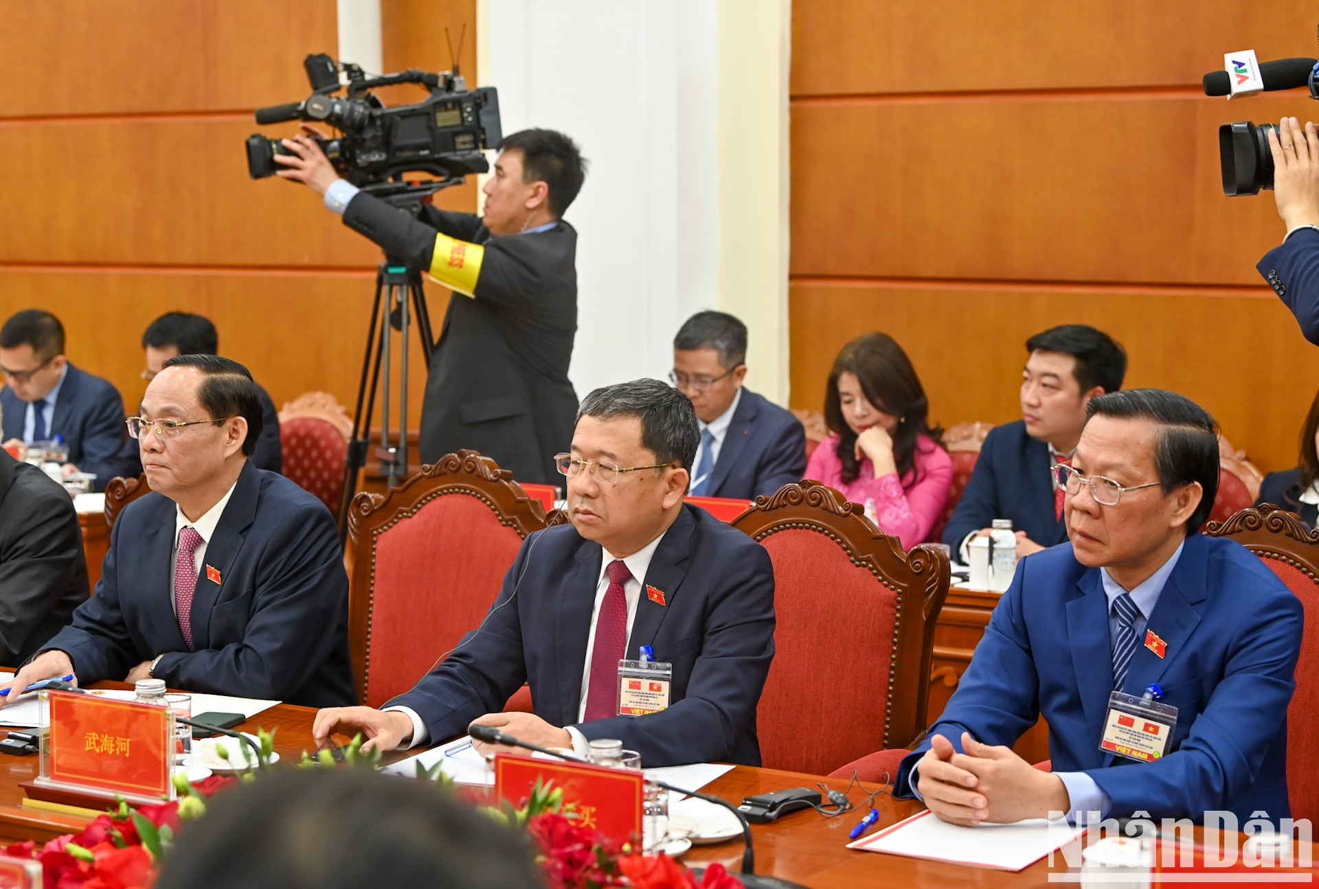 Delegados vietnamitas en la cita.