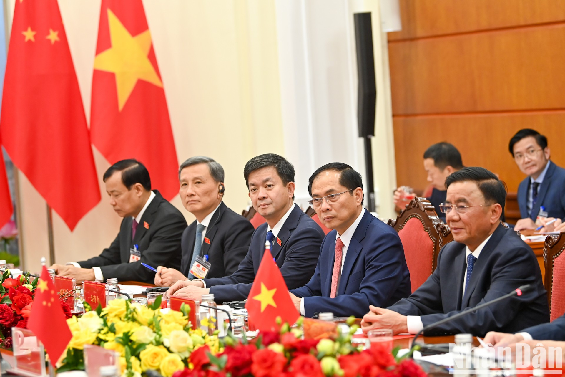 Delegados vietnamitas en la cita.