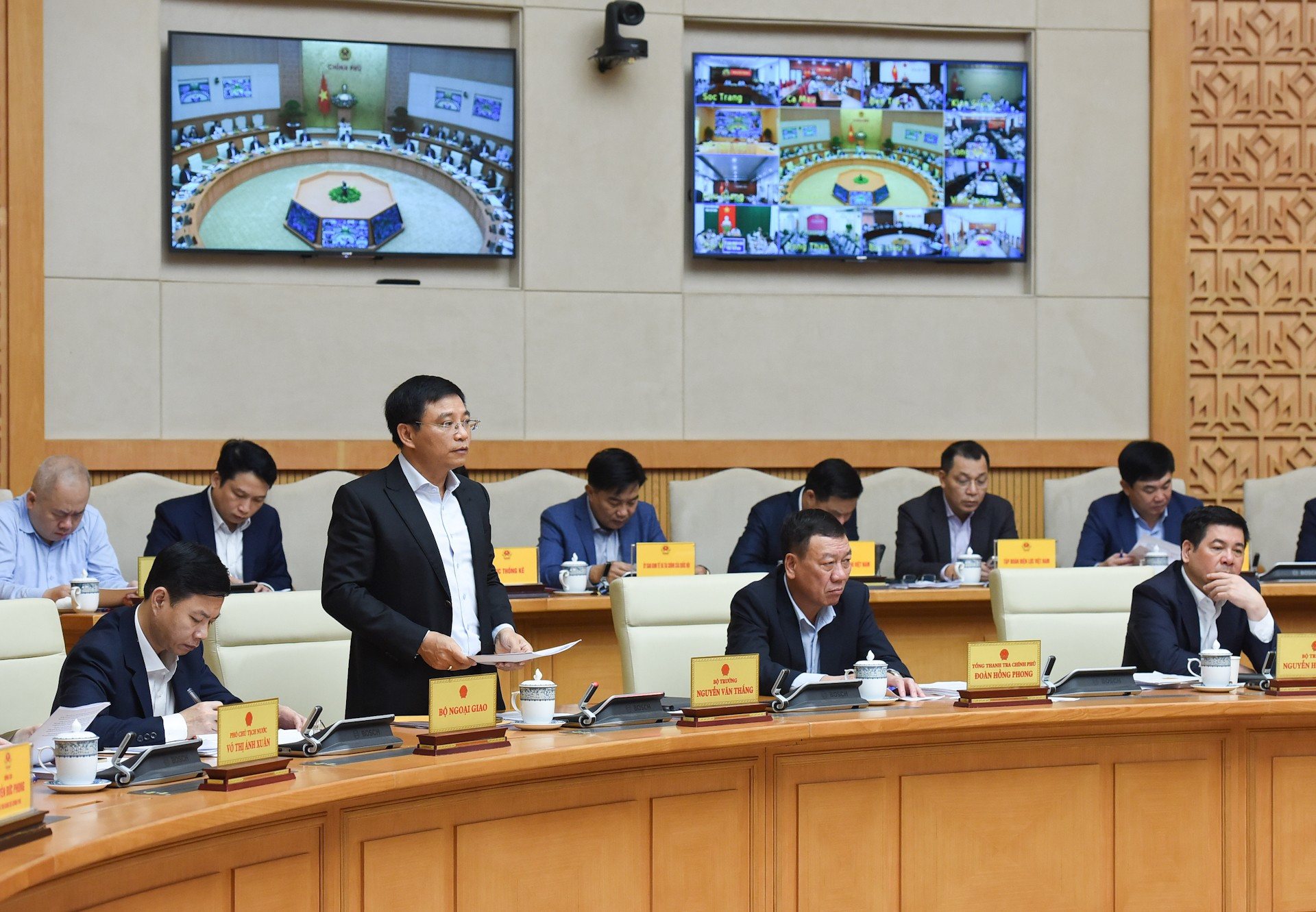 El ministro de Finanzas, Nguyen Van Thang. El ministro de Finanzas, Nguyen Van Thang.