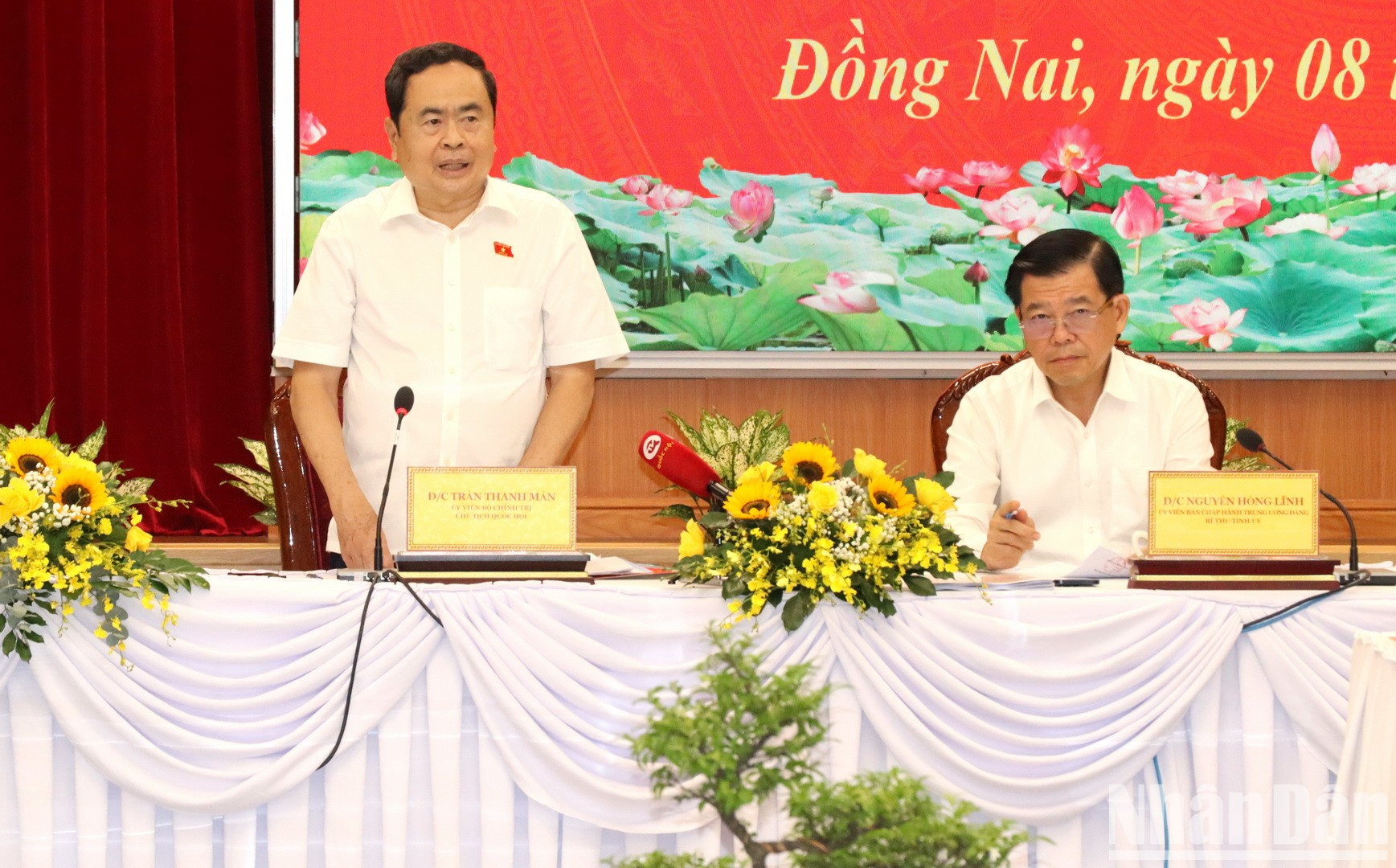 El jefe del Legislativo nacional da palabras. El jefe del Legislativo nacional da palabras.