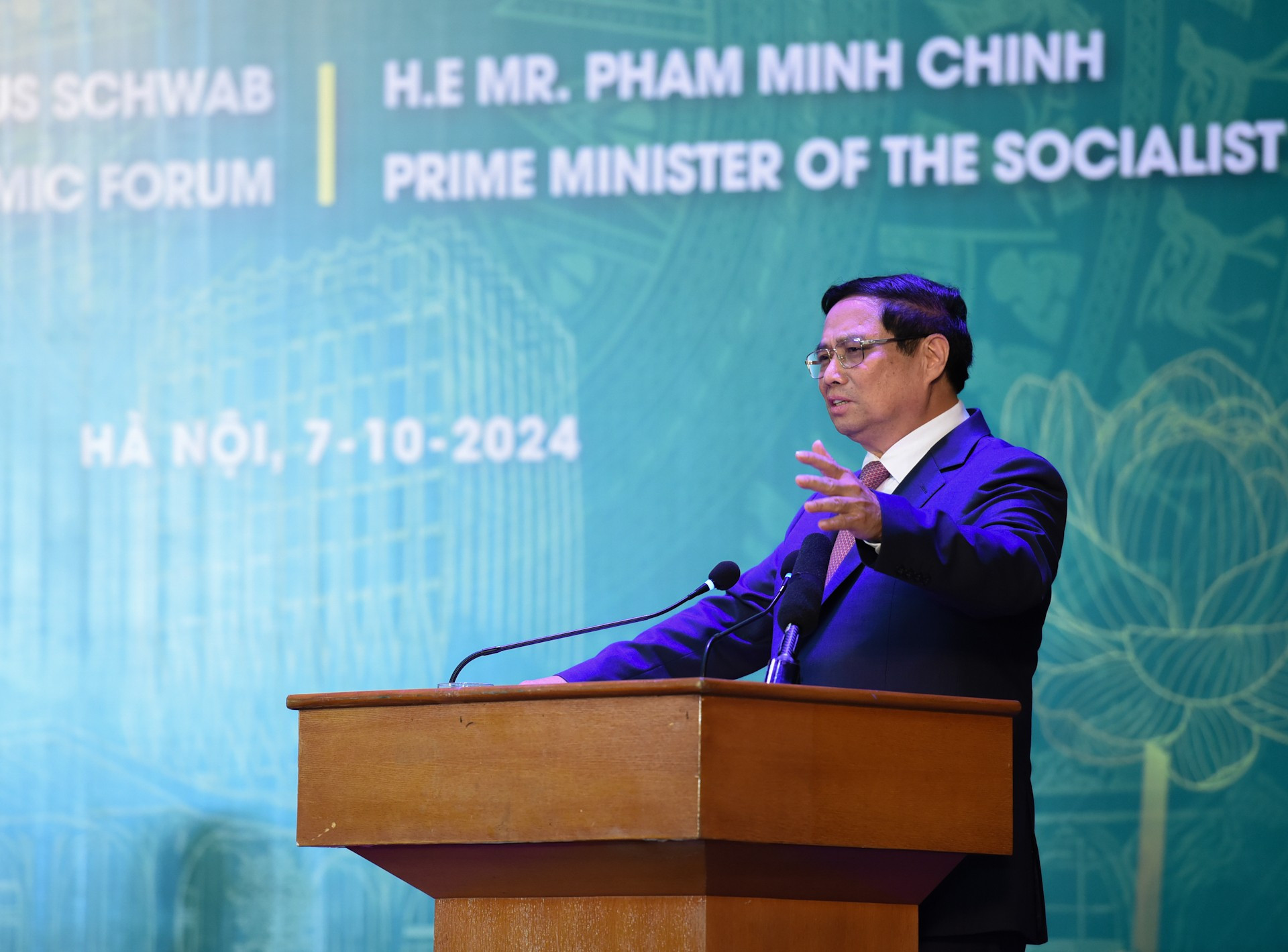 El jefe de Gobierno vietnamita da palabras. El jefe de Gobierno vietnamita da palabras.