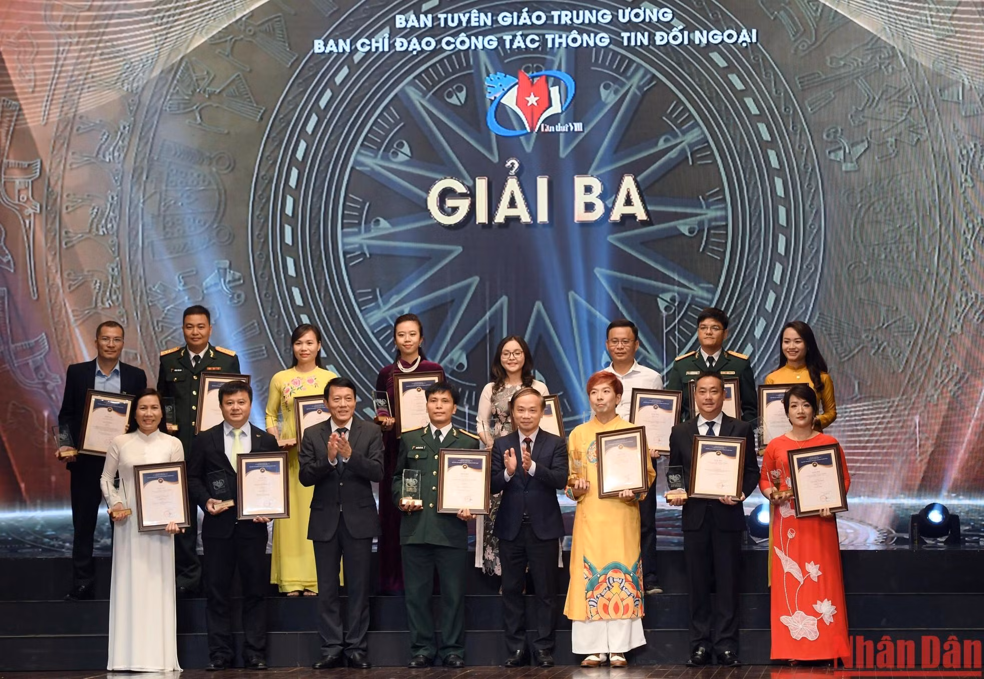 Entrega del Tercer premio.