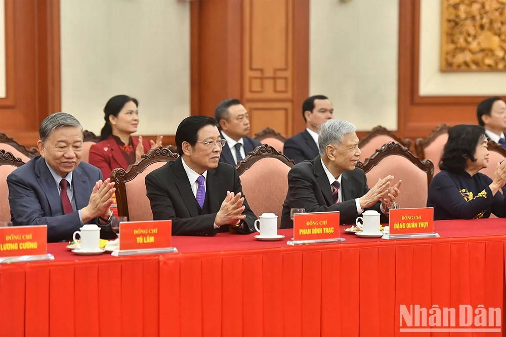 La cita también se suma a la atmósfera de celebración del 94 aniversario de la fundación del PCV (3 de febrero).