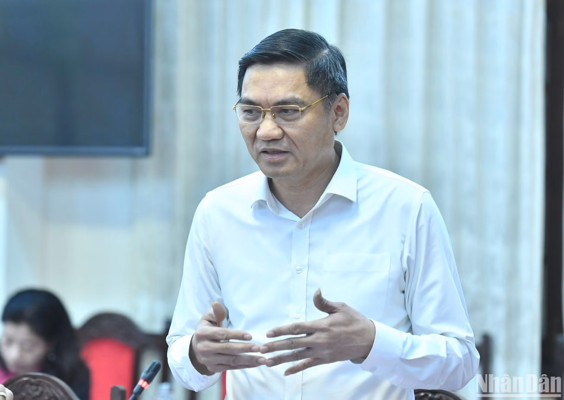 El vicesecretario del Comité partidista en la provincia Hoang Nghia Hieu.