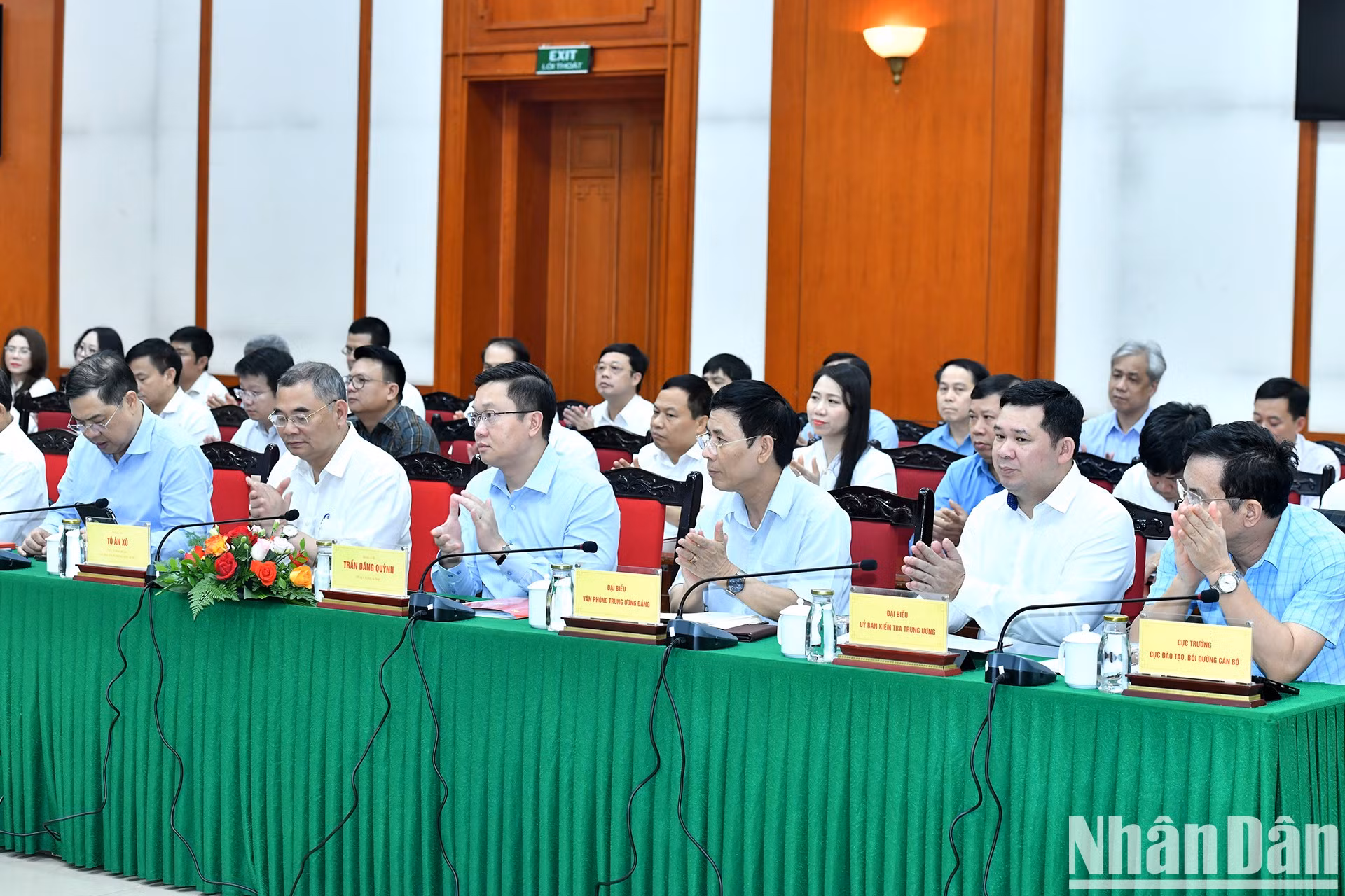 Delegados al simposio.