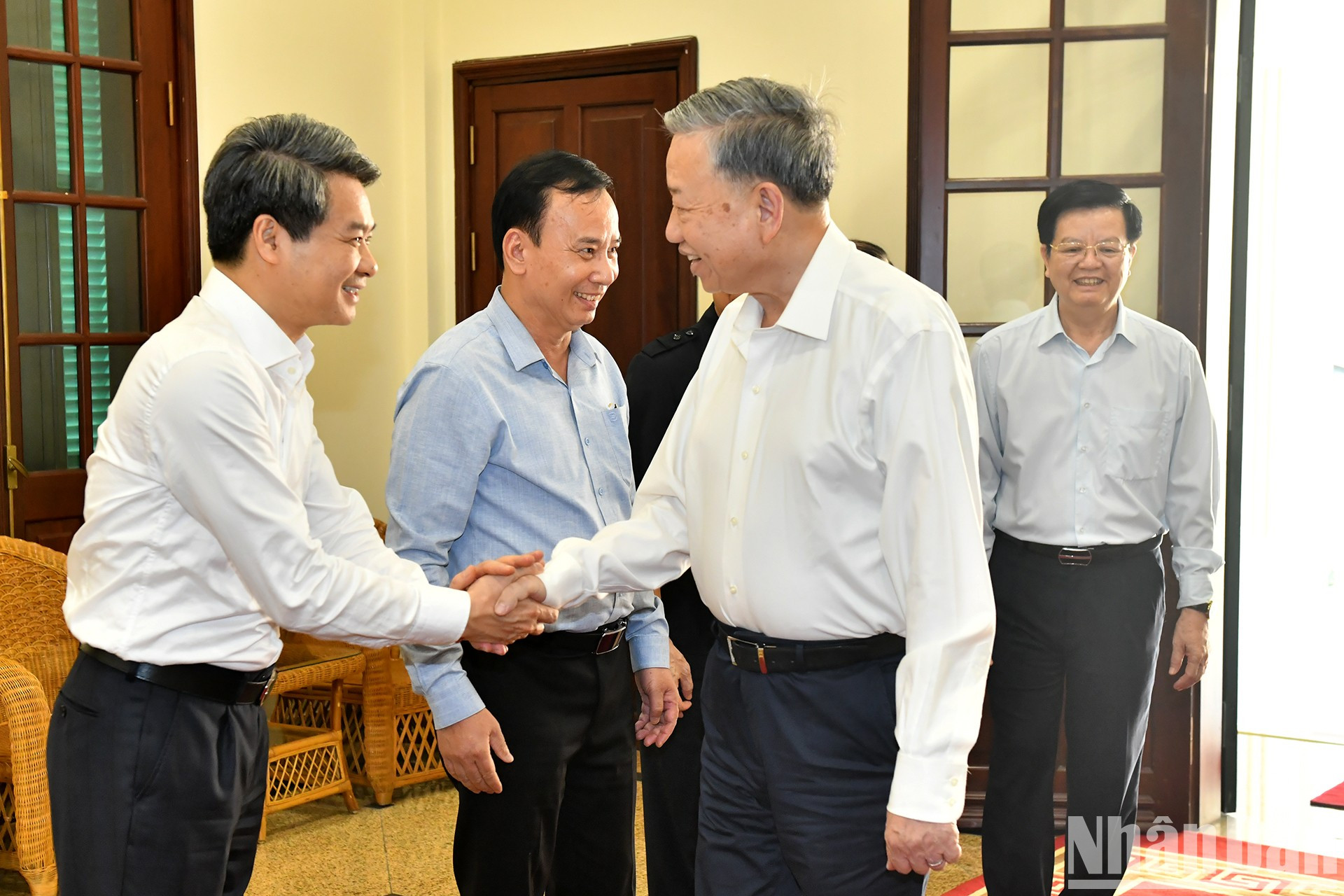 El secretario general To Lam y funcionarios a cargo de la Comisión de Movilización de Masas.