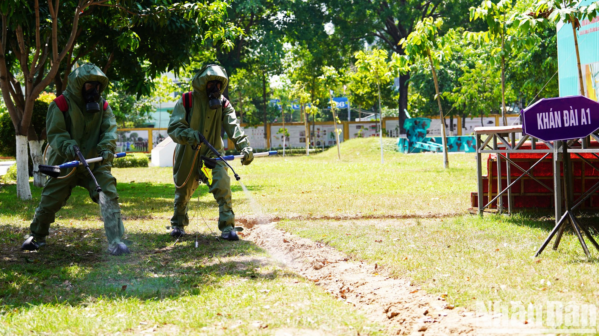 Según el mayor Nguyen Van Son, comandante del 97º Batallón (principal unidad en esta misión), ya la totalidad de los miembros se han preparados en todos los aspectos, desde la ideología, la salud hasta las habilidades profesionales y el equipo. Según el mayor Nguyen Van Son, comandante del 97º Batallón (principal unidad en esta misión), ya la totalidad de los miembros se han preparados en todos los aspectos, desde la ideología, la salud hasta las habilidades profesionales y el equipo.