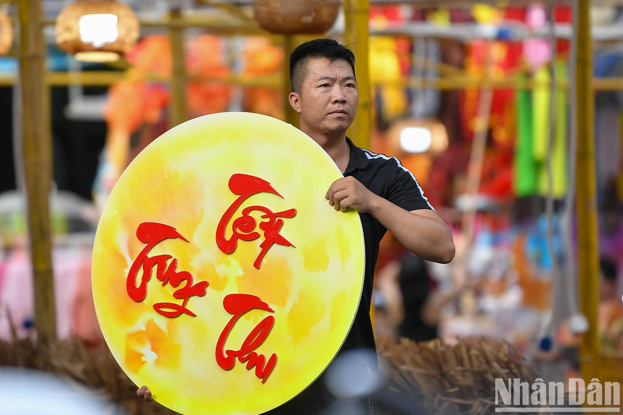 Un vendedor local dijo que la mayoría de los juguetes son artesanales y algunos importados de China.