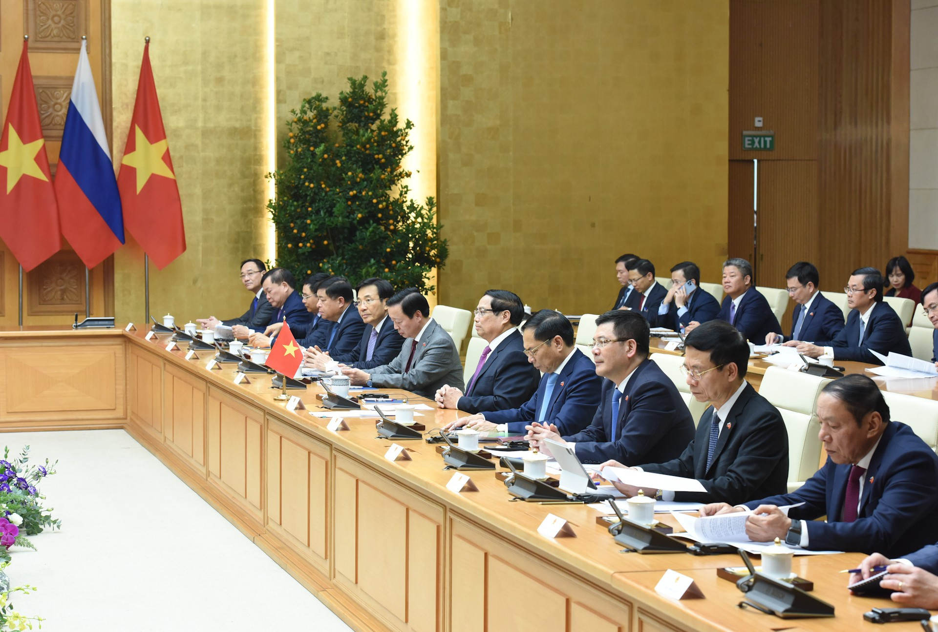 Delegados vietnamitas en la cita.