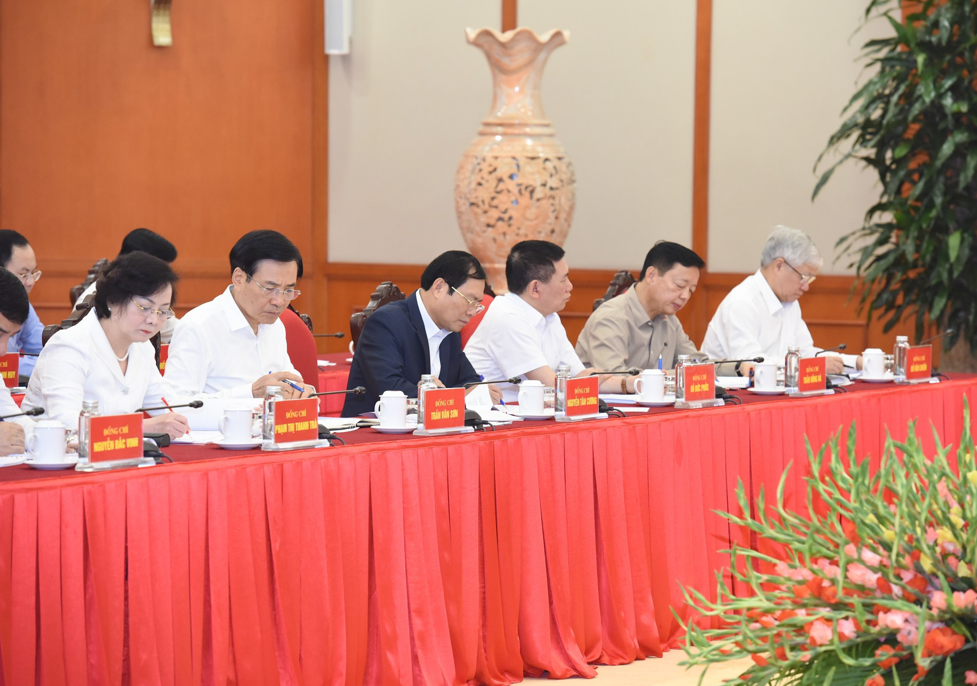 Miembros del Subcomité. Miembros del Subcomité.