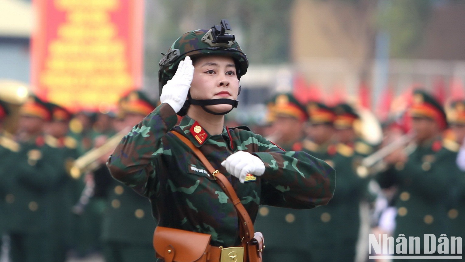 La jefa del bloque de mujeres oficiales de información. La jefa del bloque de mujeres oficiales de información.