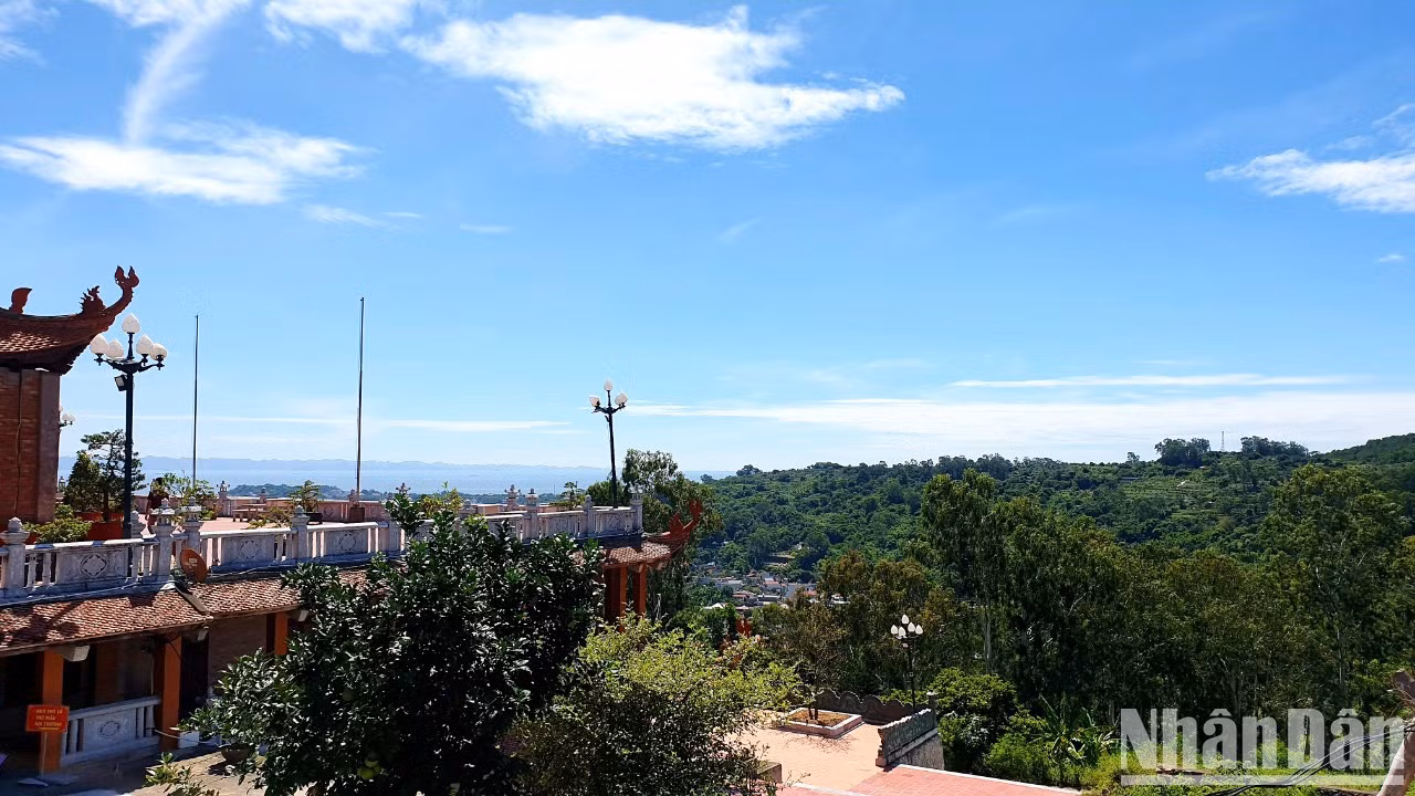 El mejor momento para visitar Tuong Long es de abril a octubre o de enero a mayo, cuando el tiempo es placentero.