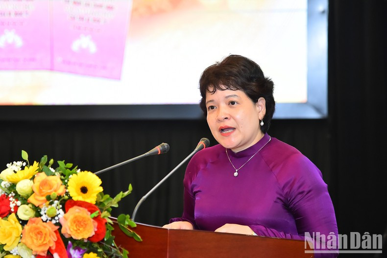 Representantes de varias clases del pueblo exteriorizan sus opiniones sobre la actividad.