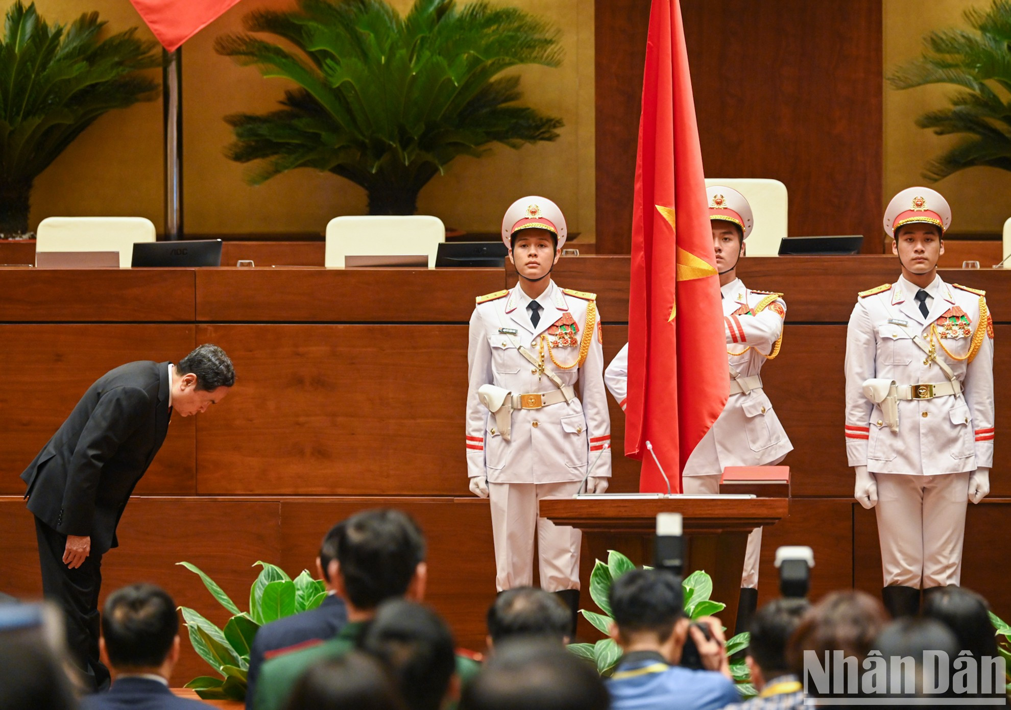 El presidente de la AN, Tran Thanh Man, en el acto. El presidente de la AN, Tran Thanh Man, en el acto.