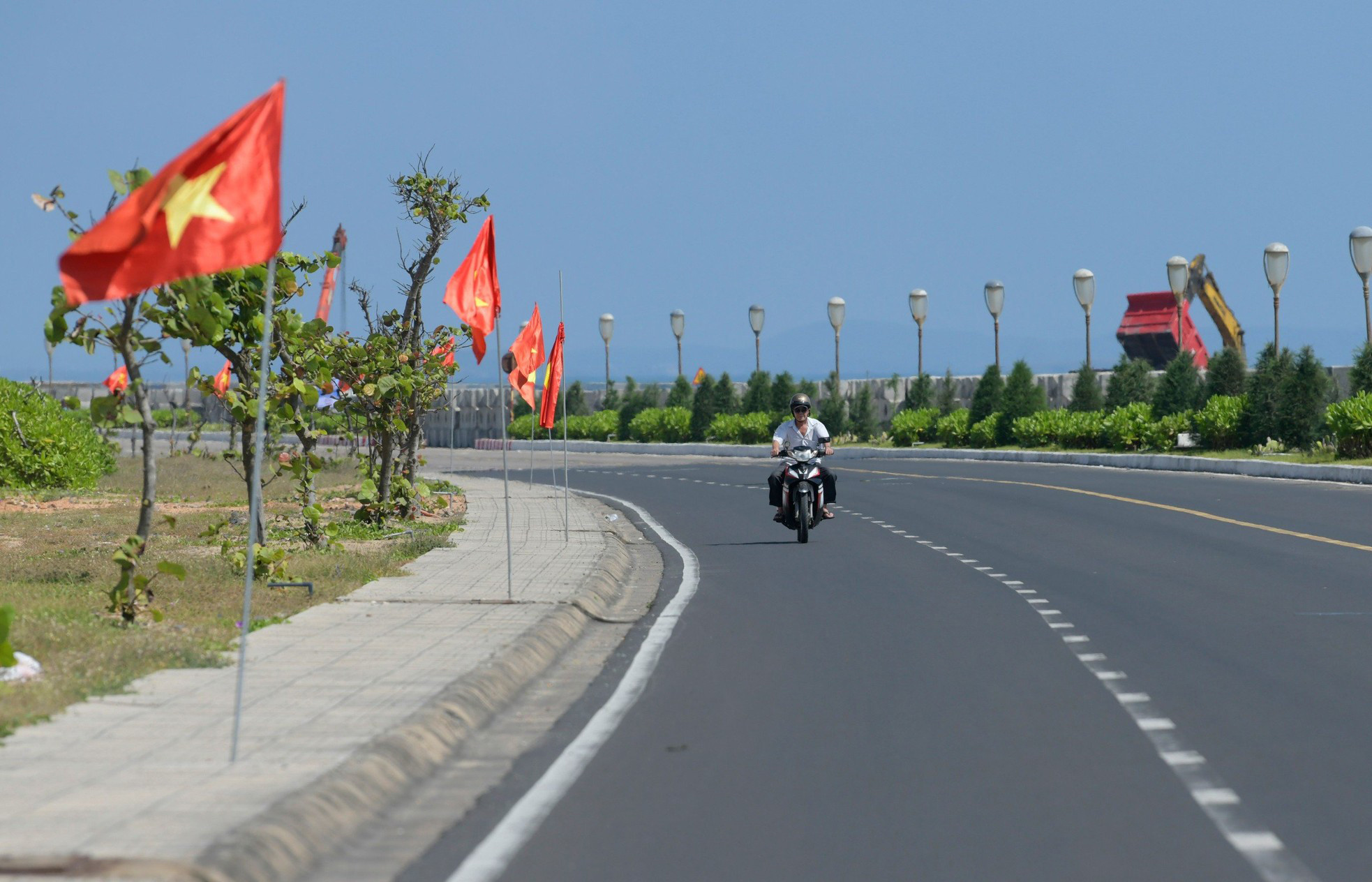 Los caminos locales han dejado una buena impresión a los atletas por su espaciosidad y saneamiento. Los caminos locales han dejado una buena impresión a los atletas por su espaciosidad y saneamiento.