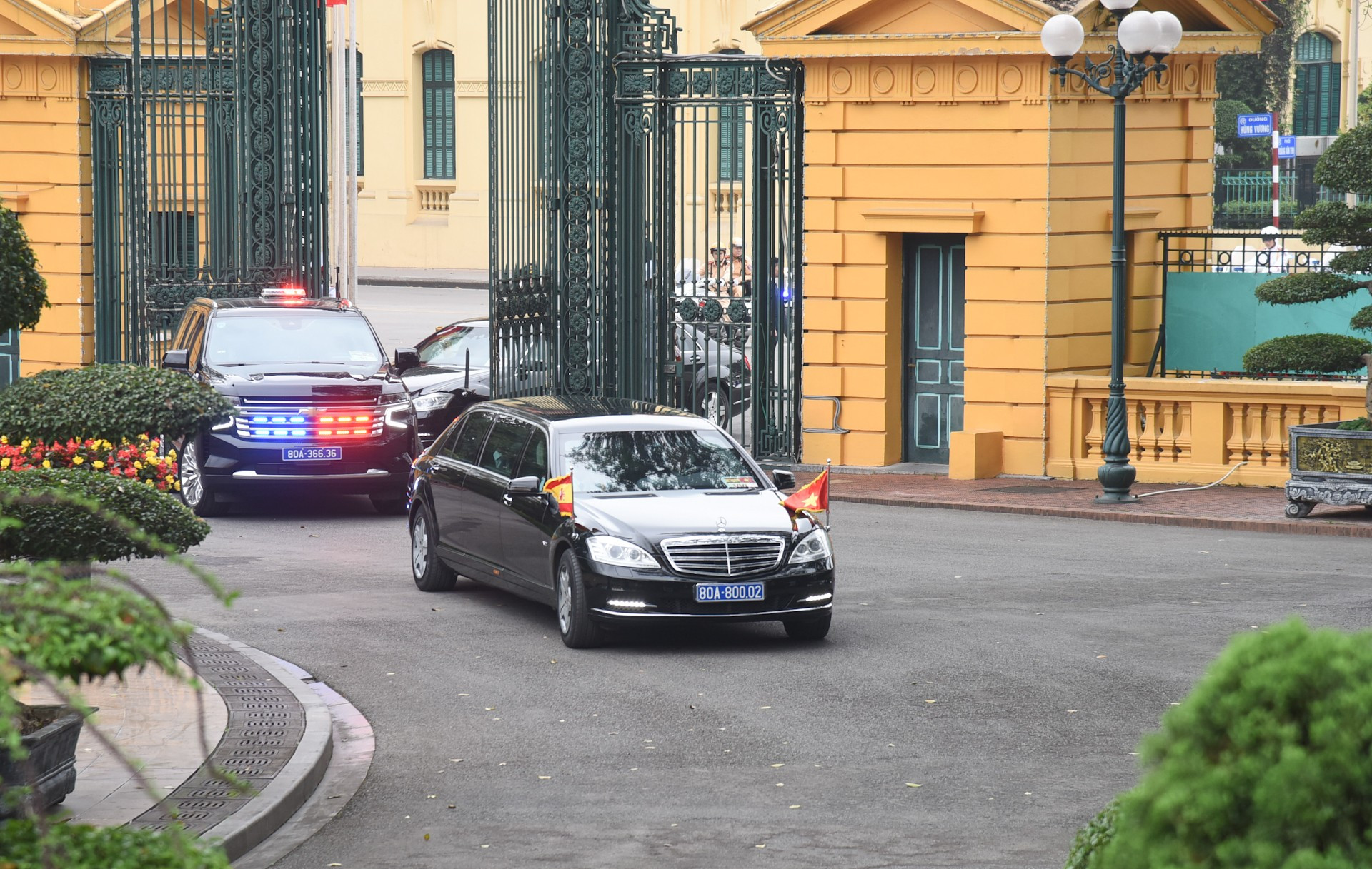 El convoy del presidente del Gobierno de España, Pedro Sánchez.