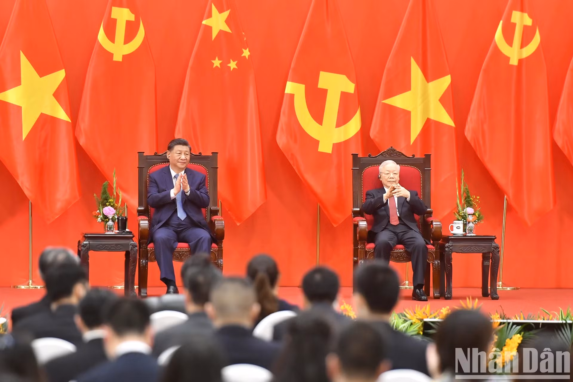 Los dos dirigentes en la reunión.