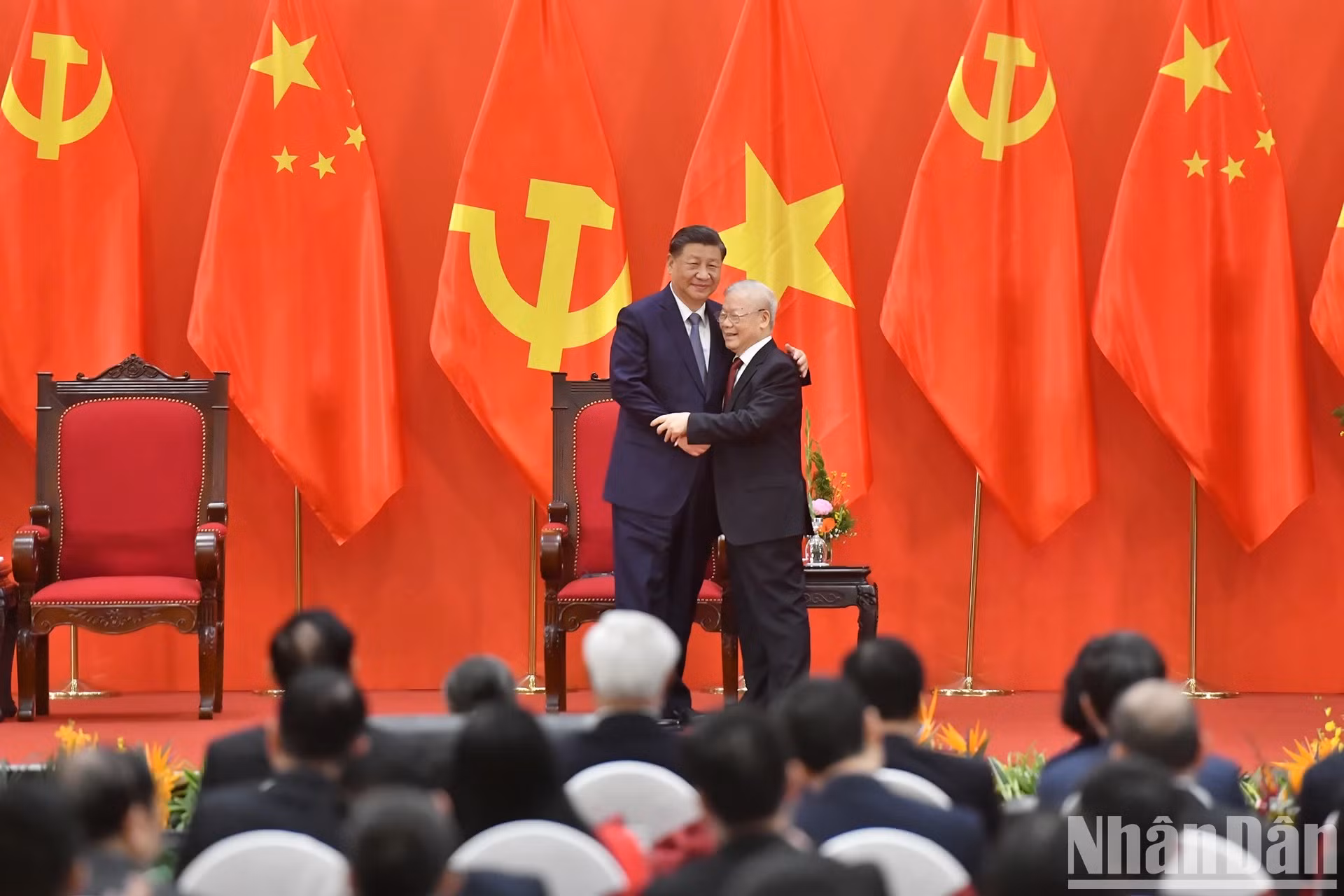 El evento se lleva a cabo en el Centro Nacional de Convenciones de Vietnam.