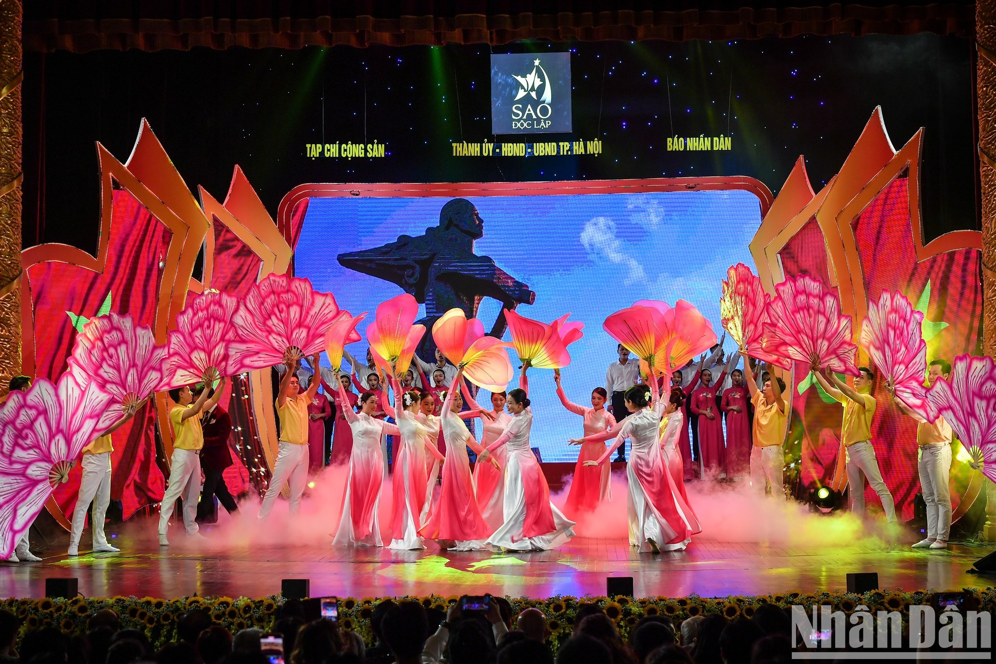 La actuación inaugural del programa.