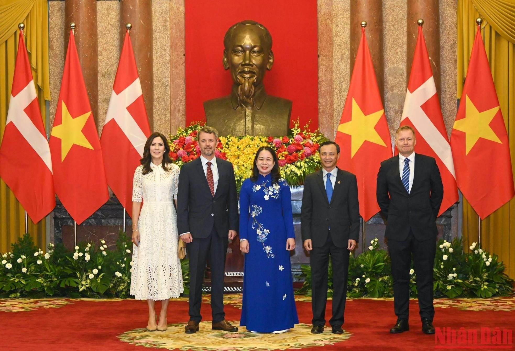La visita del futuro gobernante de Dinamarca forma parte de la conmemoración del 50 aniversario de las relaciones diplomáticas binacionales. La visita del futuro gobernante de Dinamarca forma parte de la conmemoración del 50 aniversario de las relaciones diplomáticas binacionales.