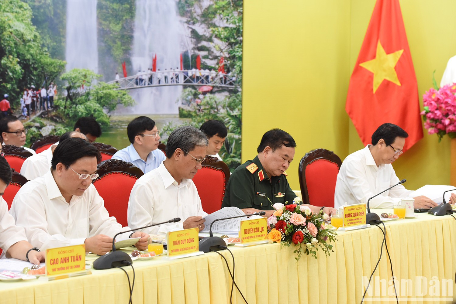 Delegados de los sectores y departamentos del Gobierno nacional.