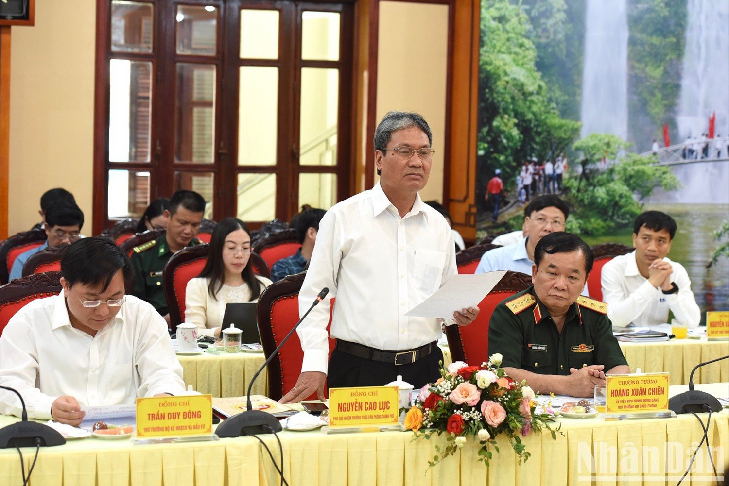 El subjefe de la Oficina Gubernamental Nguyen Cao Luc.