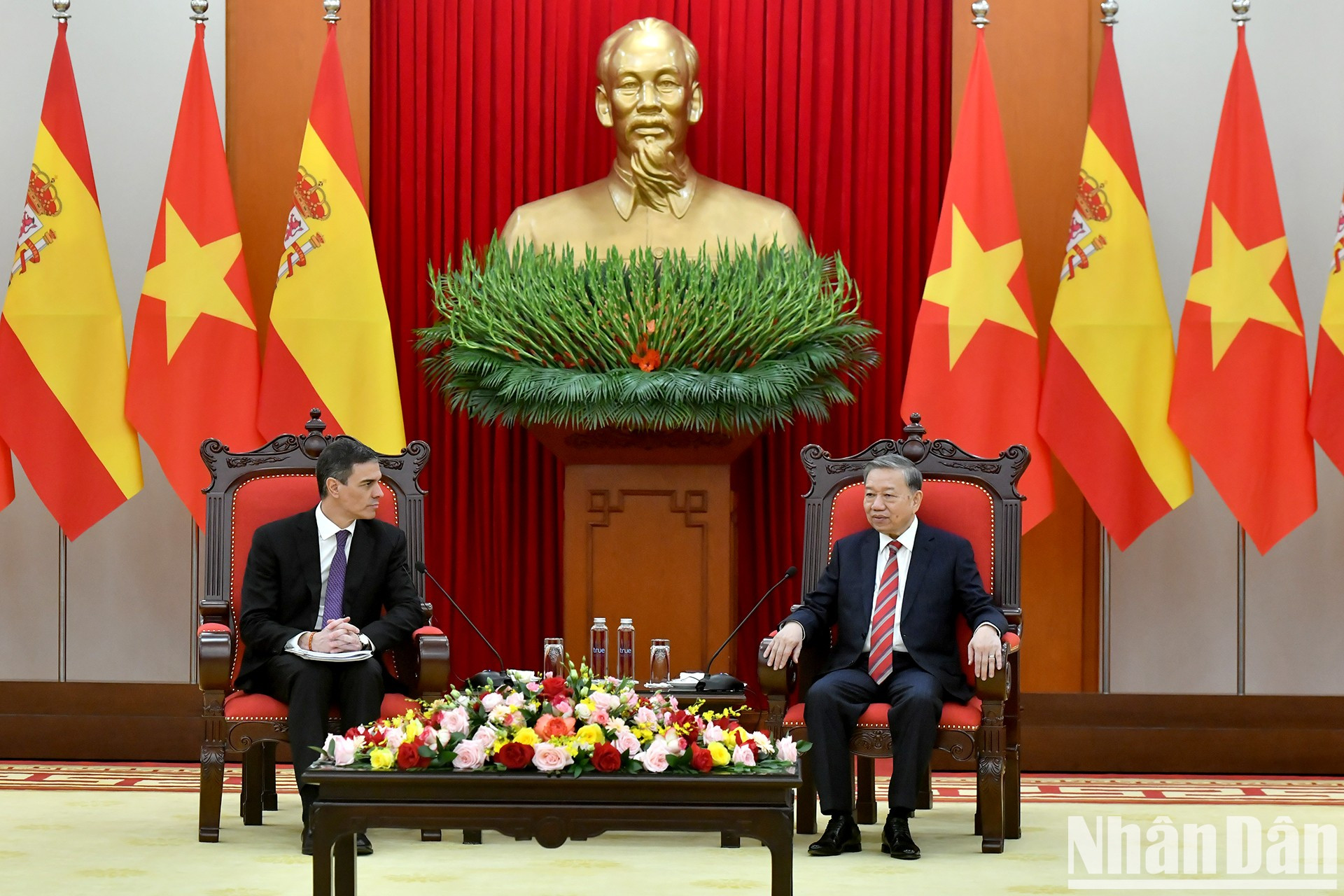 Escena de la reunión.