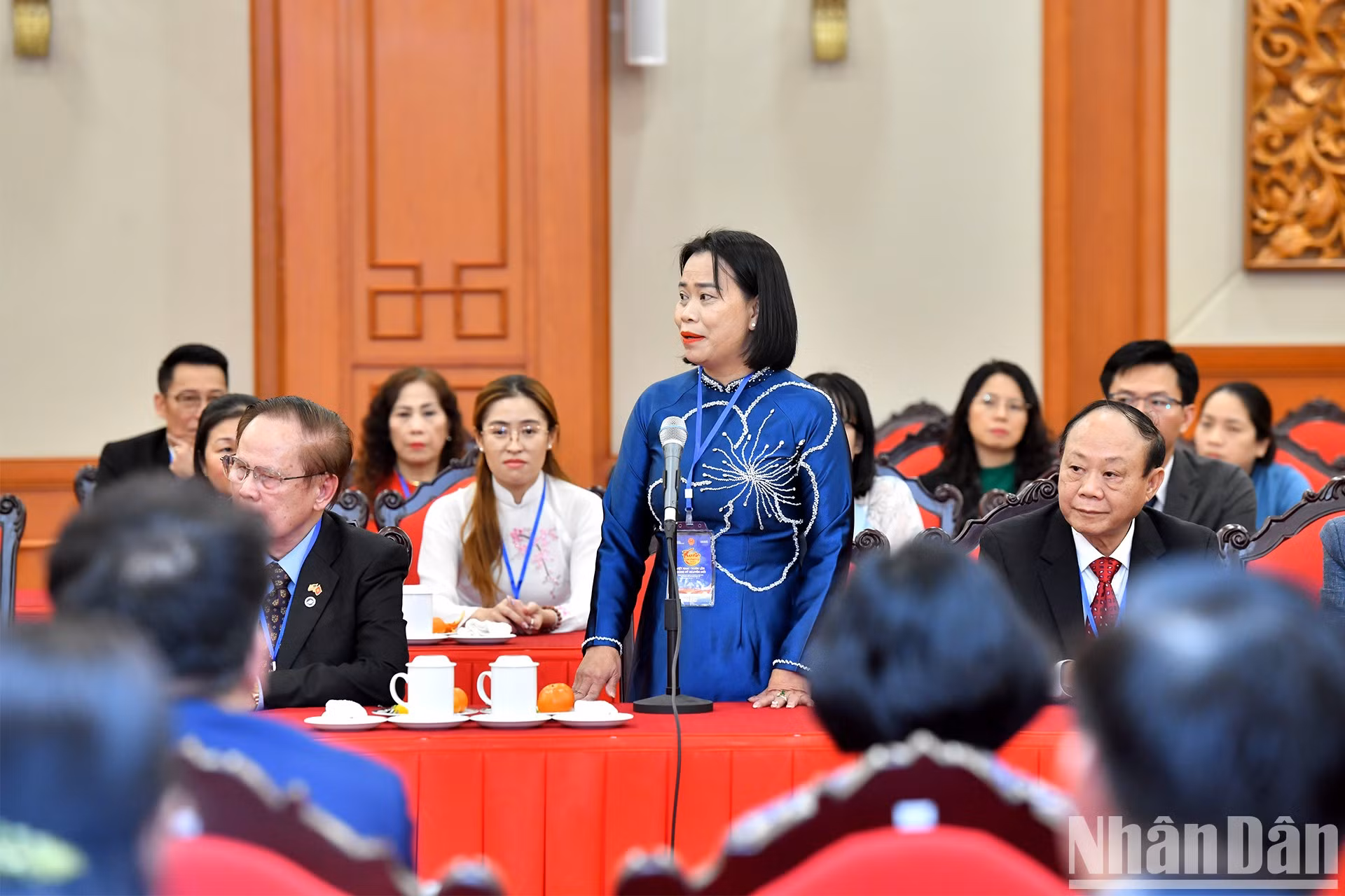 Los representantes de la delegación dan su opinión.