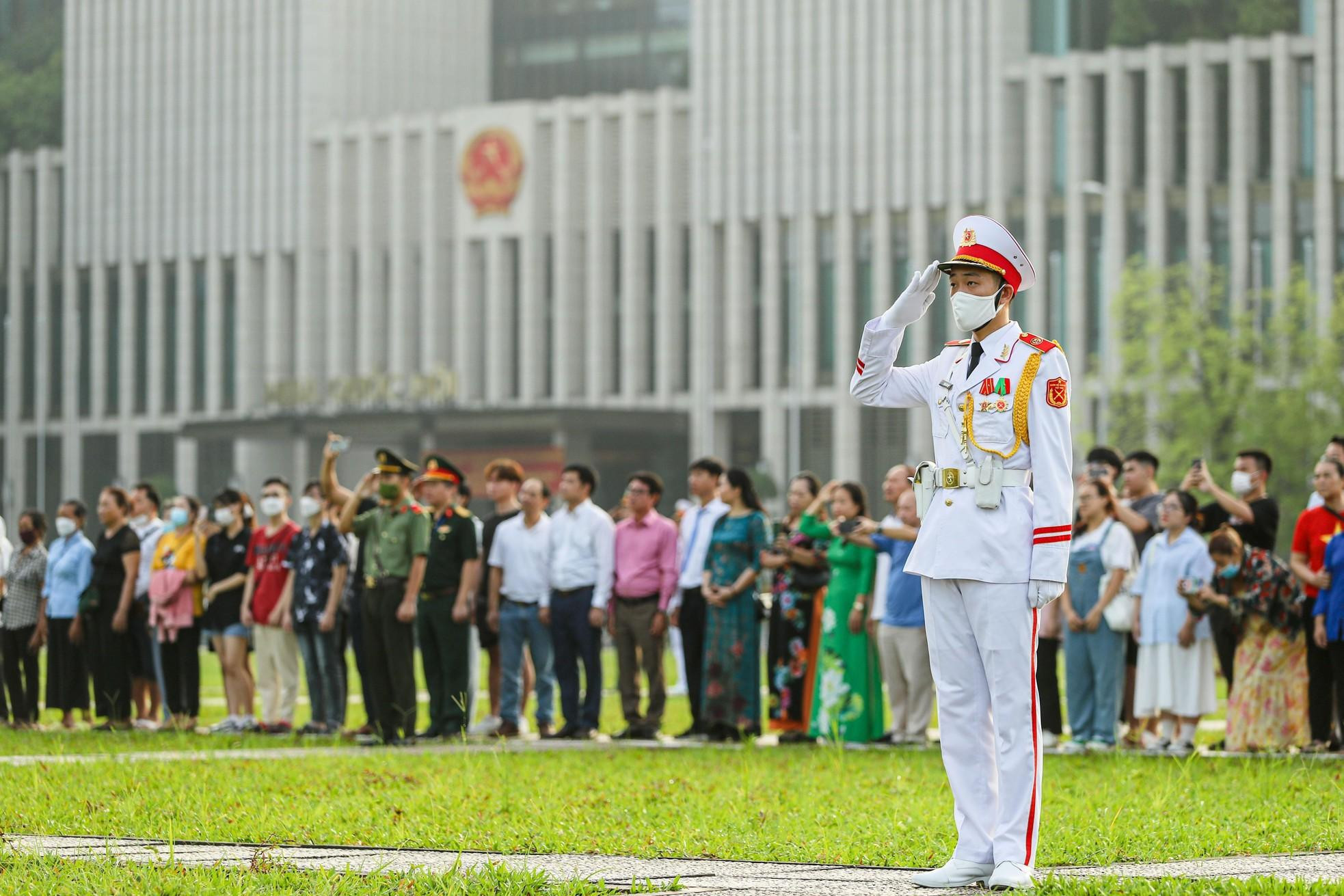 La ceremonia despierta el orgullo en cada persona. La ceremonia despierta el orgullo en cada persona.
