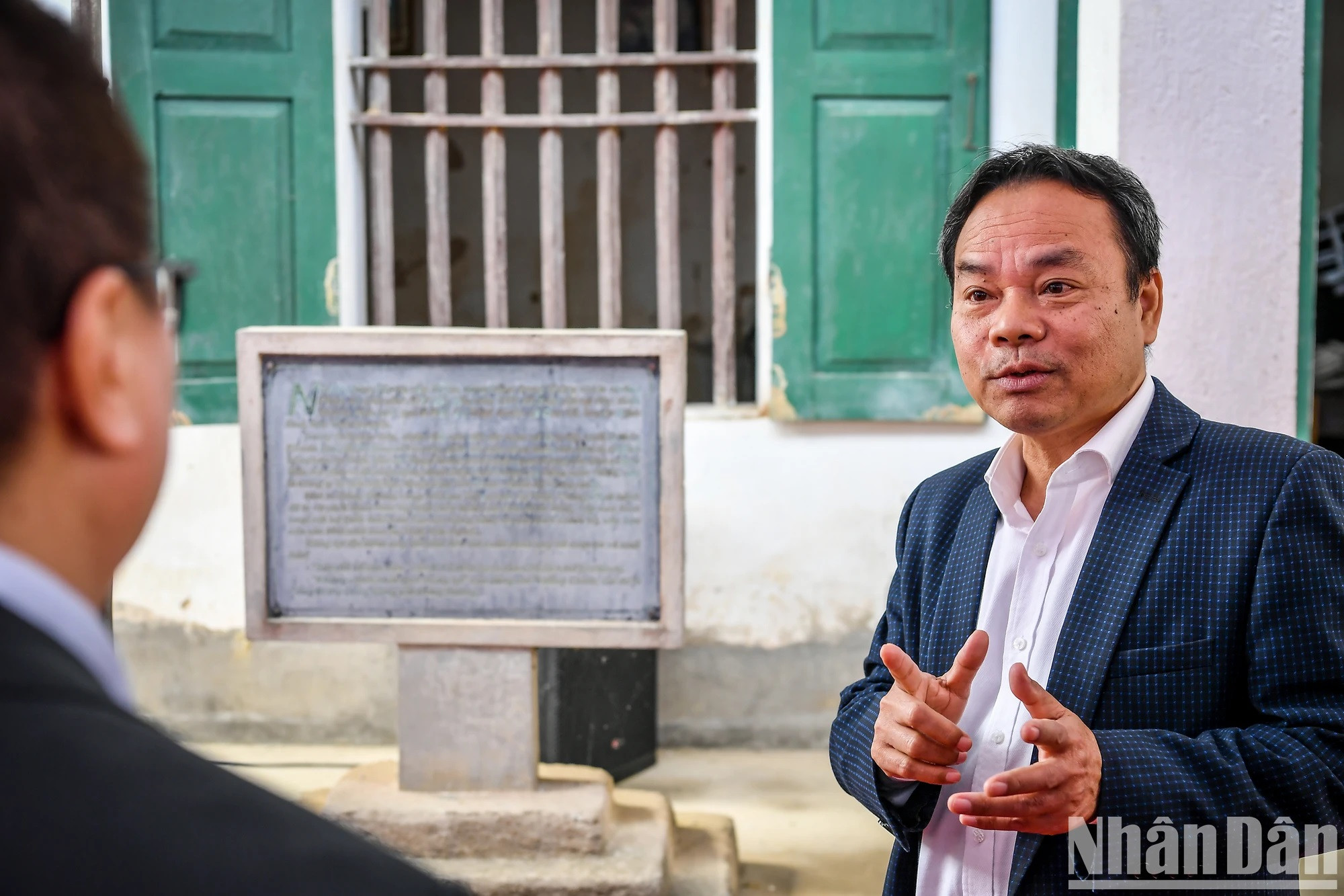 El redactor subjefe del periódico Dinh Nhu Hoan.