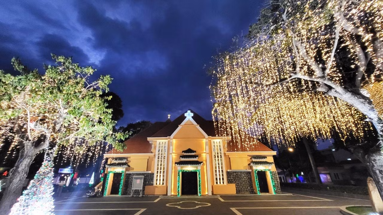 Fachada trasera de la catedral.