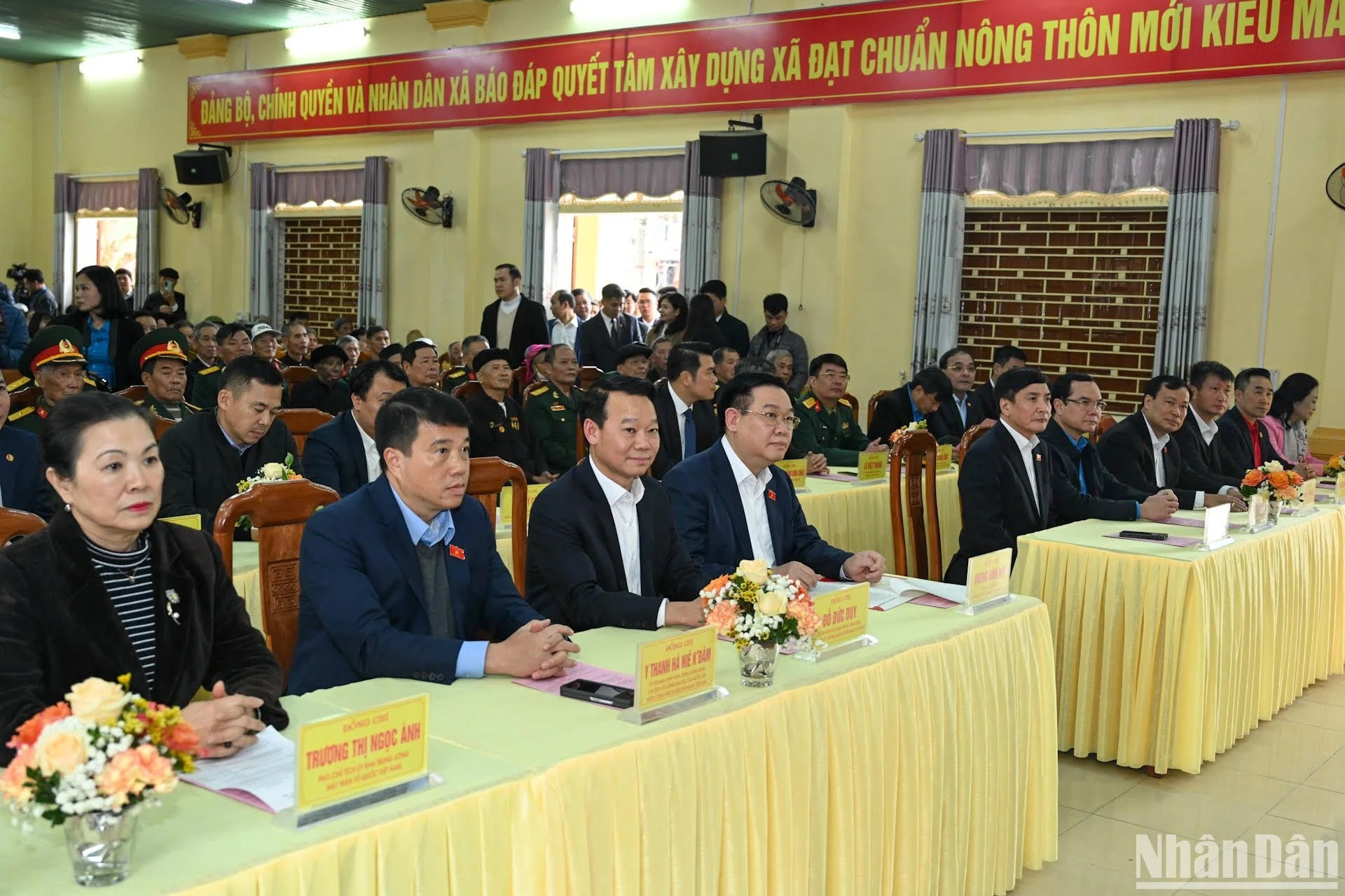 La delegación del presidente parlamentario en el encuentro. La delegación del presidente parlamentario en el encuentro.