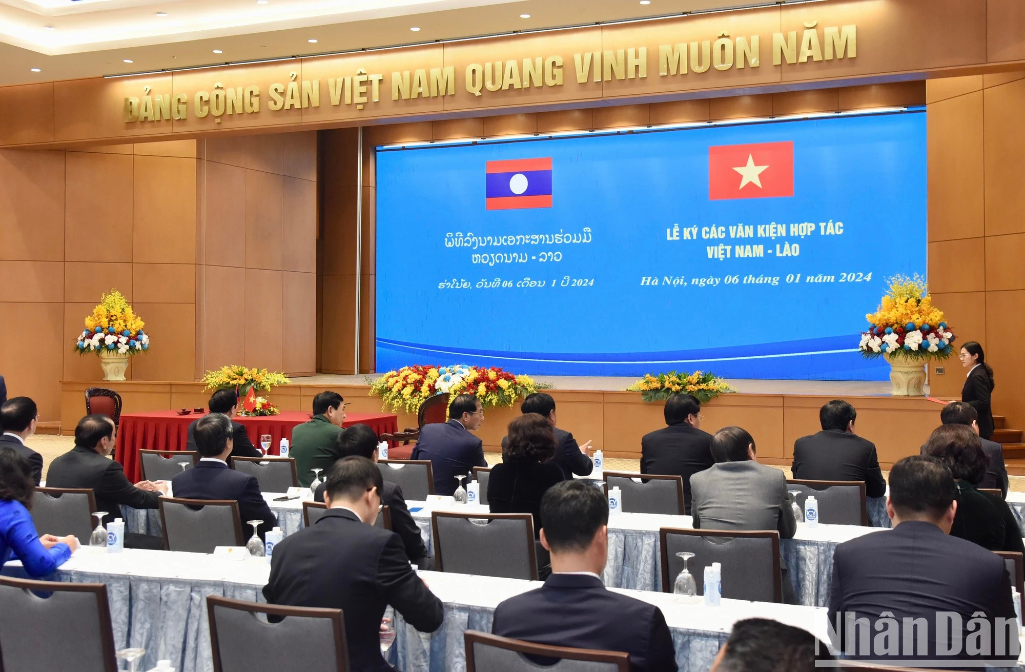 Panorama del acto. Panorama del acto.