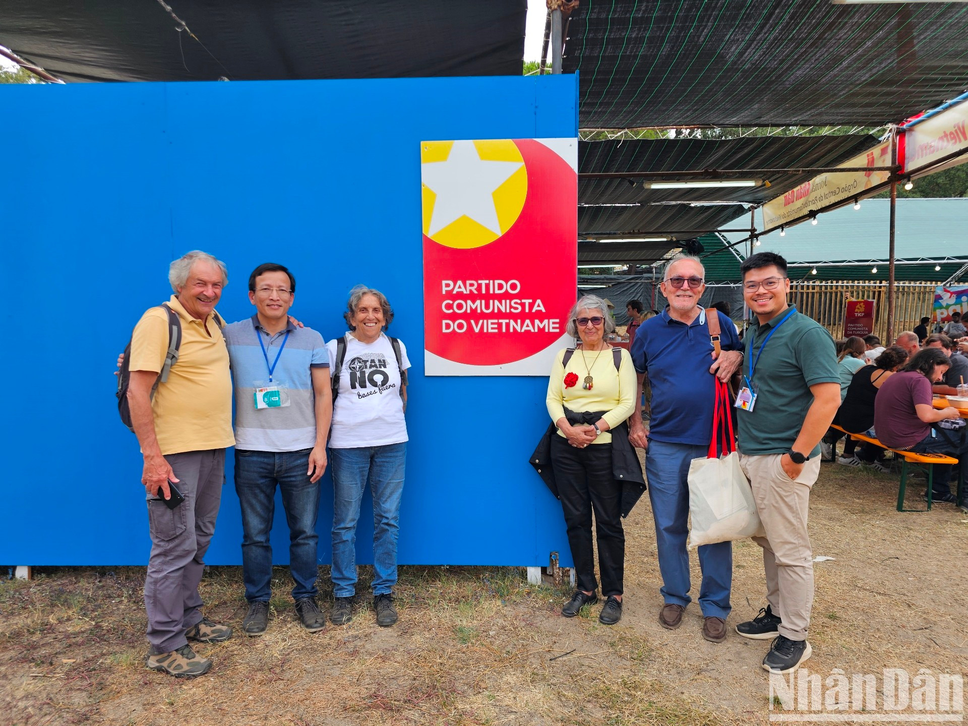 Numerosos amigos internacionales expresan su confianza en el avance de Vietnam bajo el liderazgo del PCV.