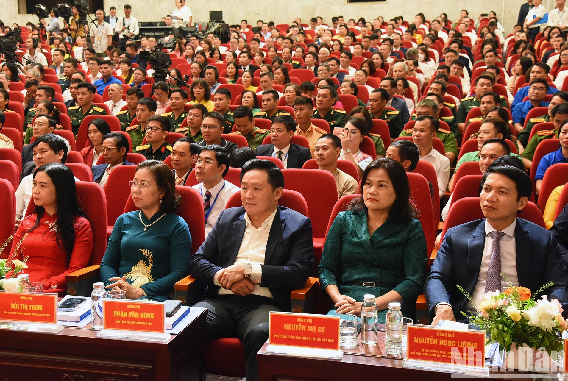 Delegados a la cita. Delegados a la cita.