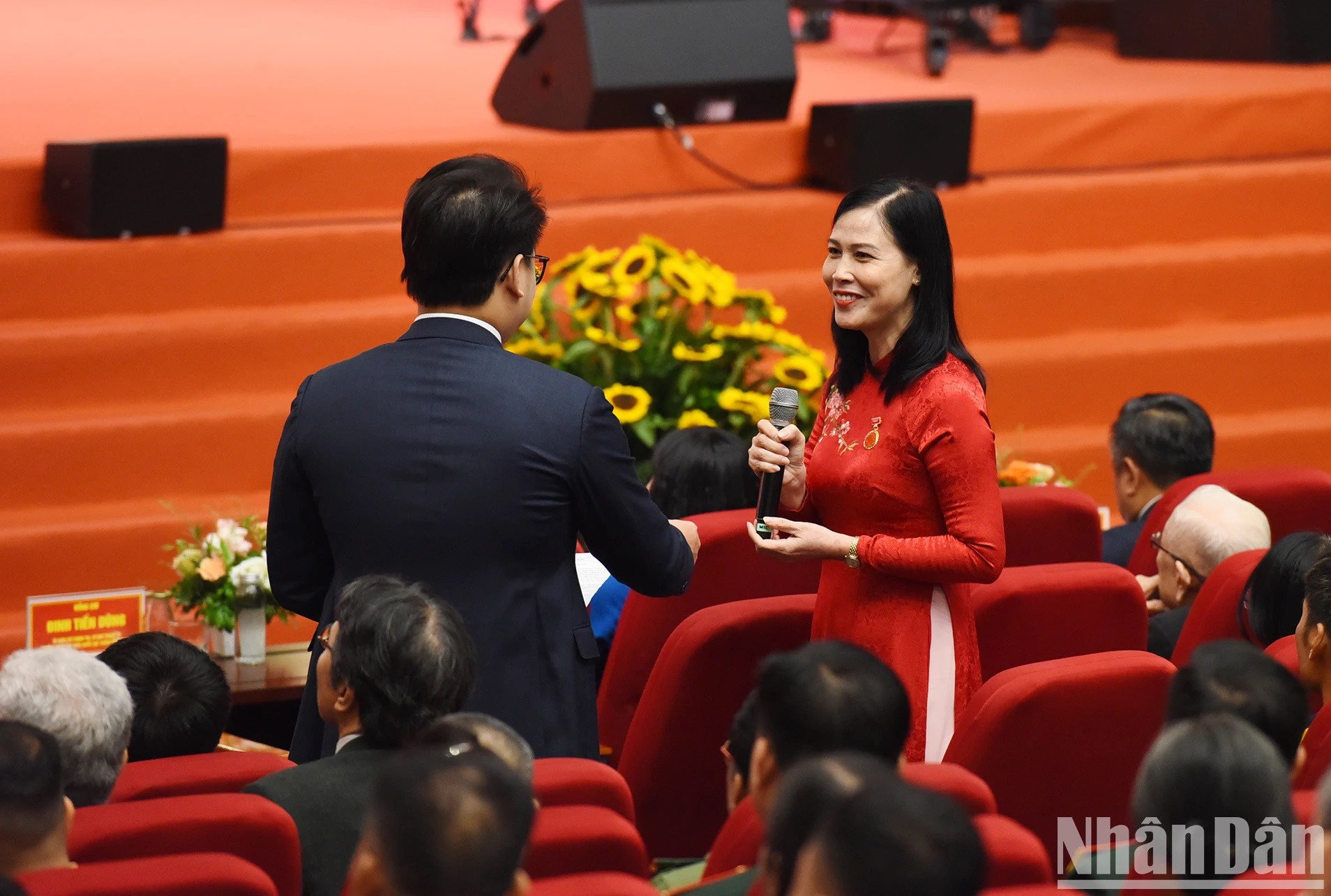 Entrevista en el evento. Entrevista en el evento.