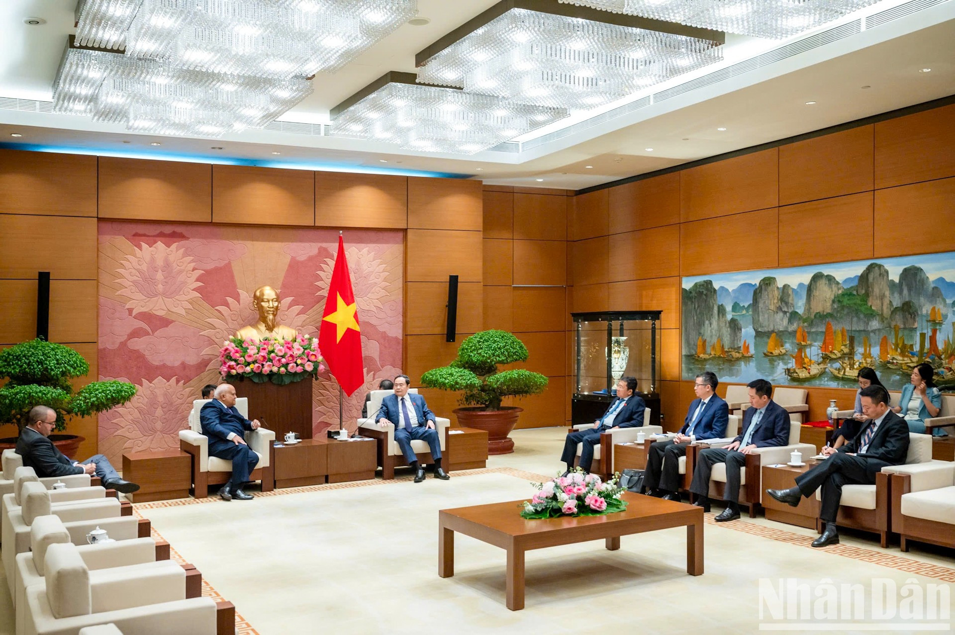 Panorama de la cita, efectuada en la Casa Parlamentaria. Panorama de la cita, efectuada en la Casa Parlamentaria.